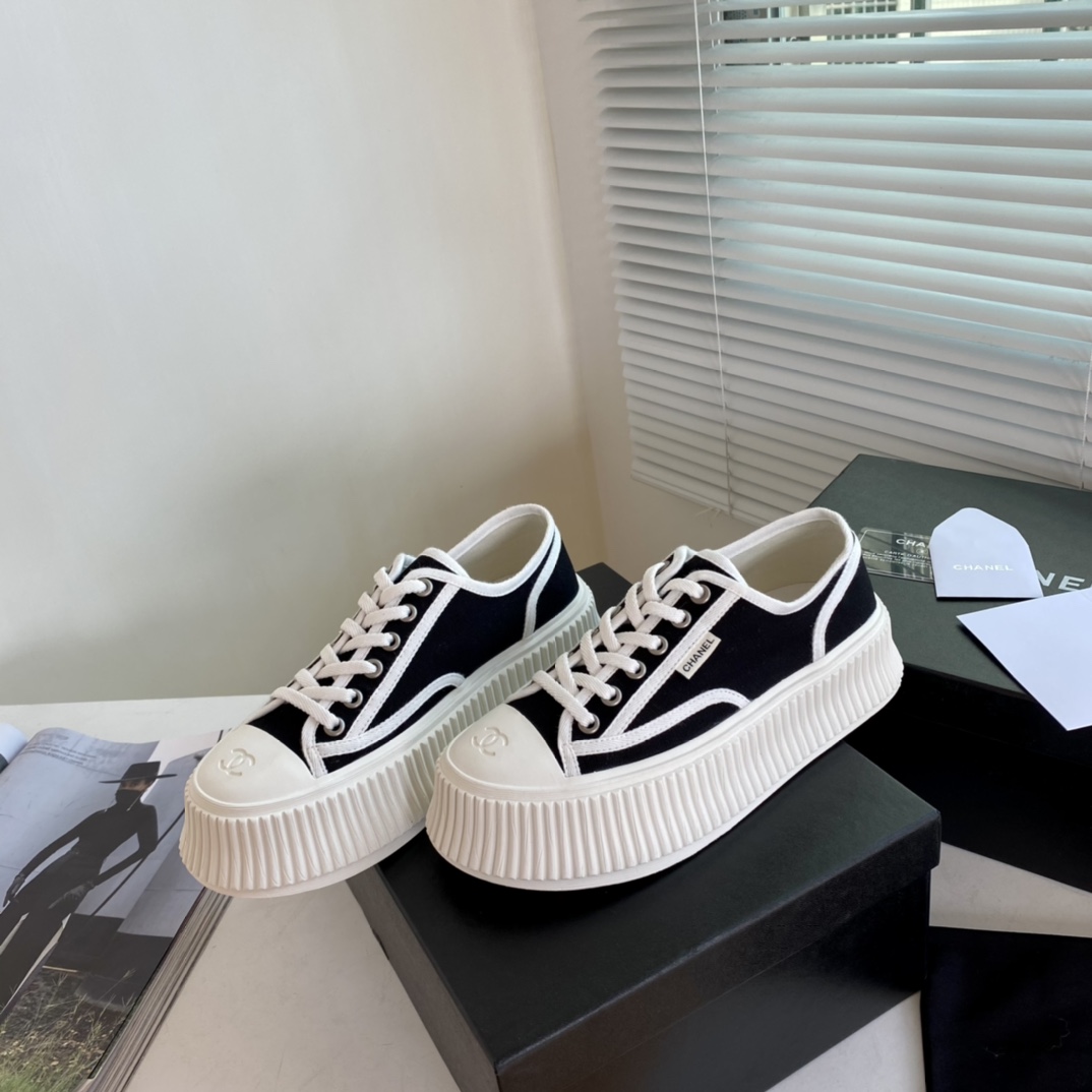 Womens shoes collection