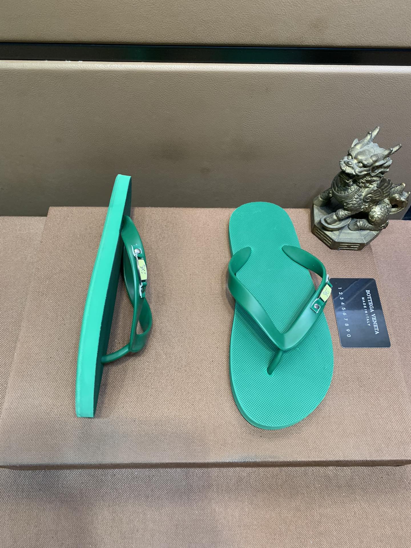 BVSHOES