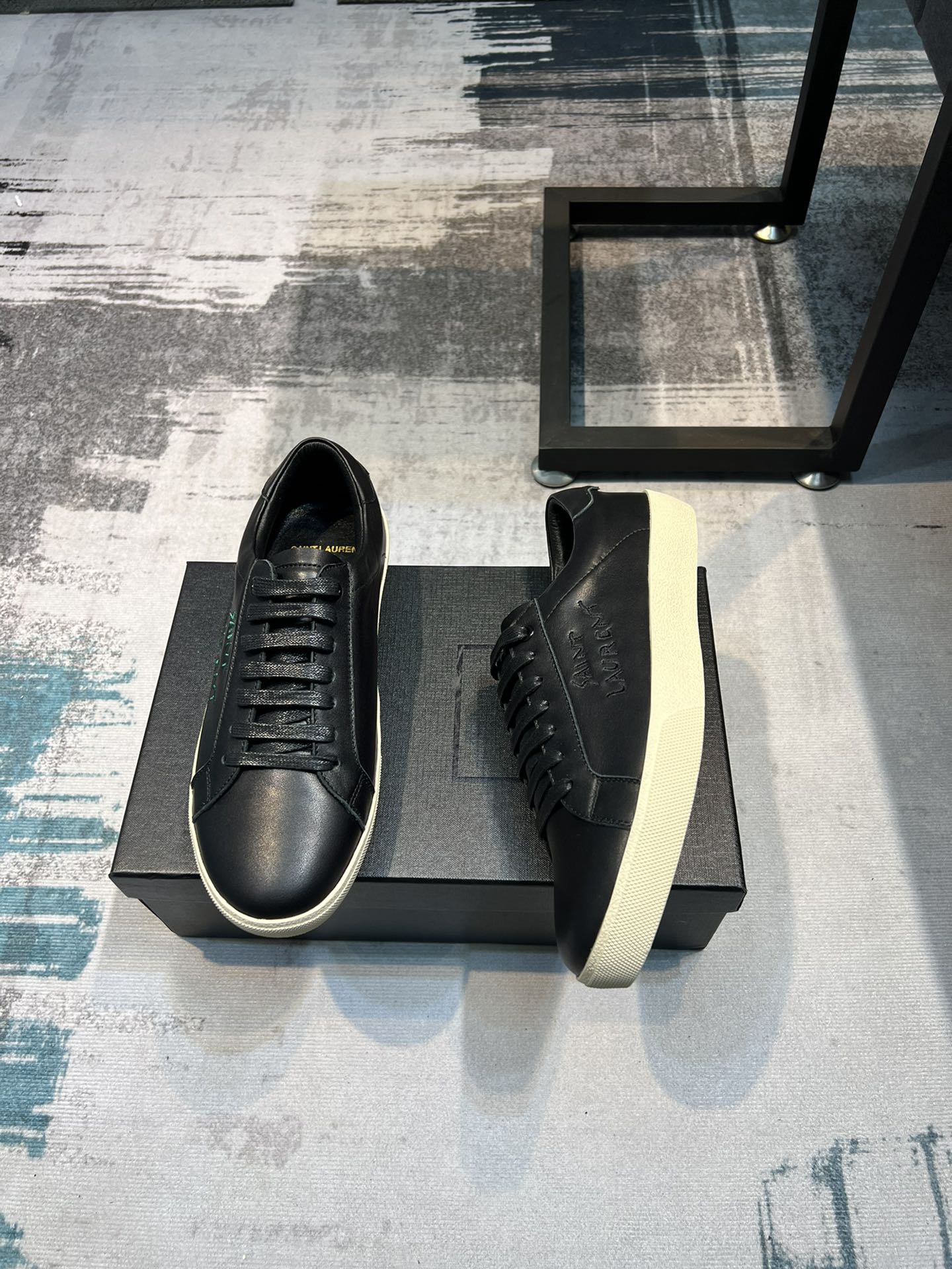 YSLSHOES