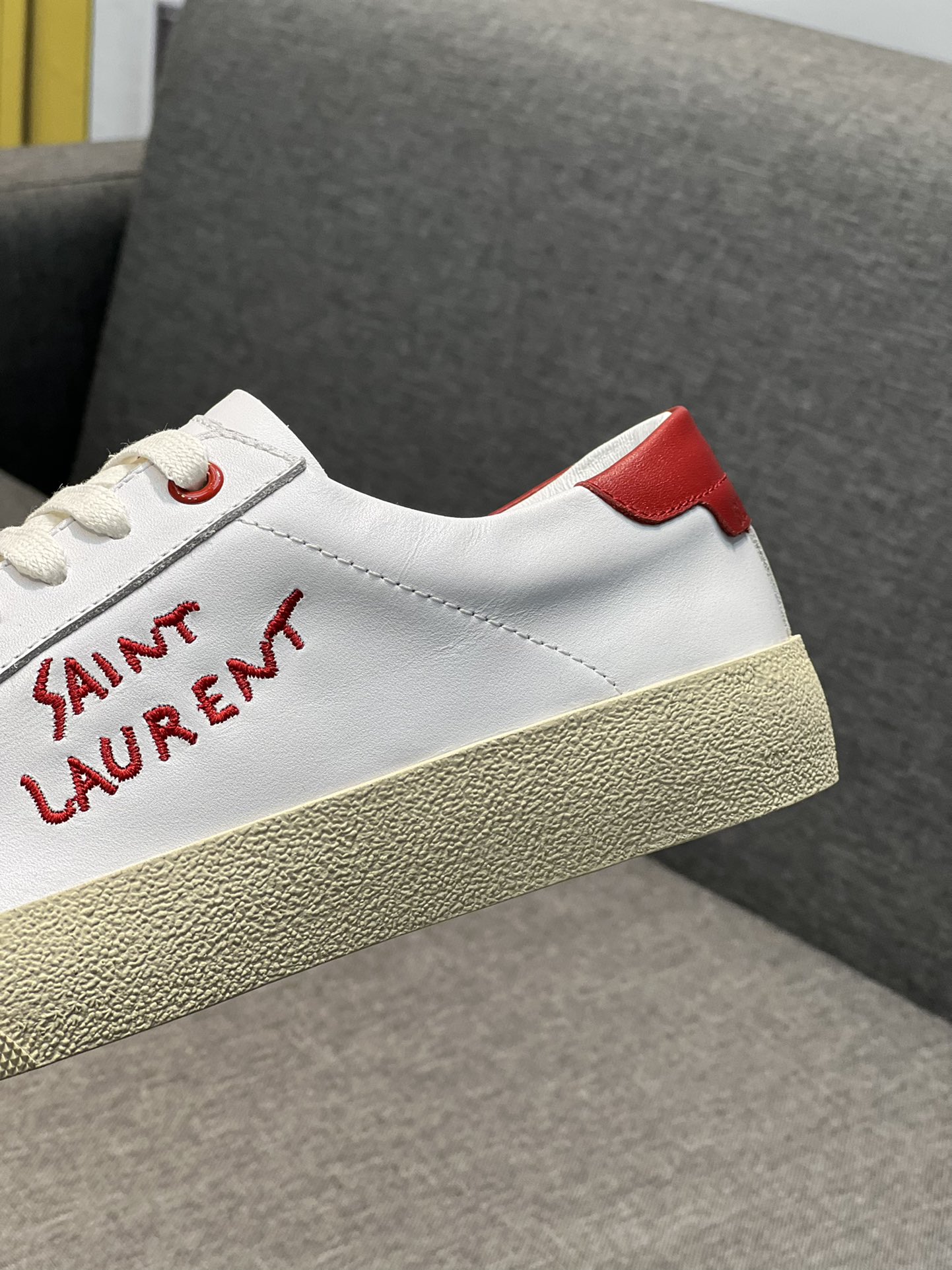 YSLSHOES