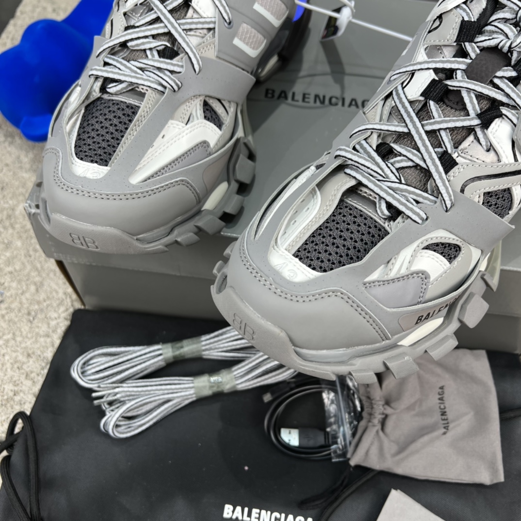 BalenciagaSHOES