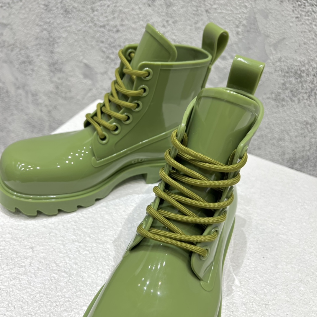 BVSHOES