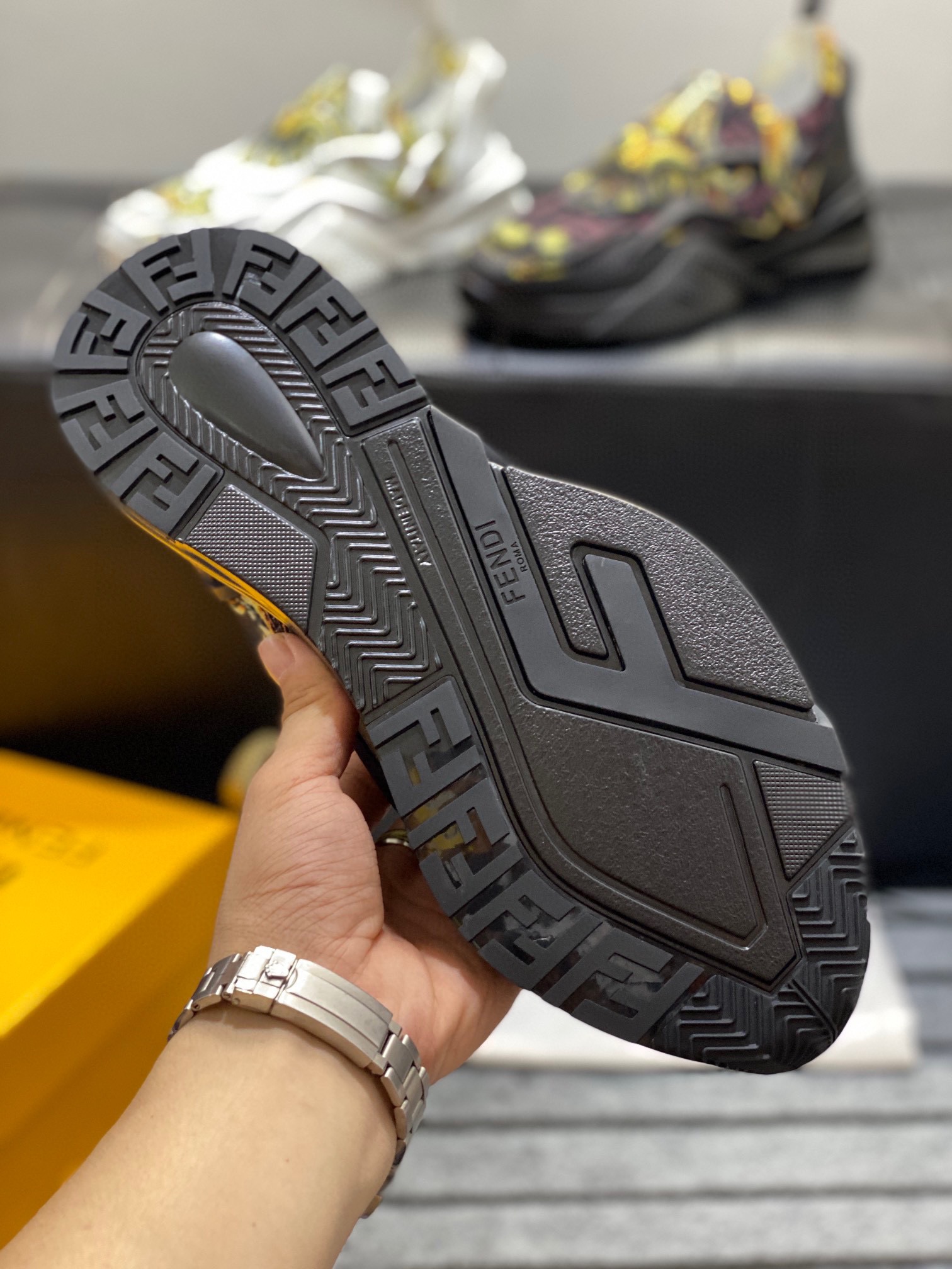 FendiSHOES