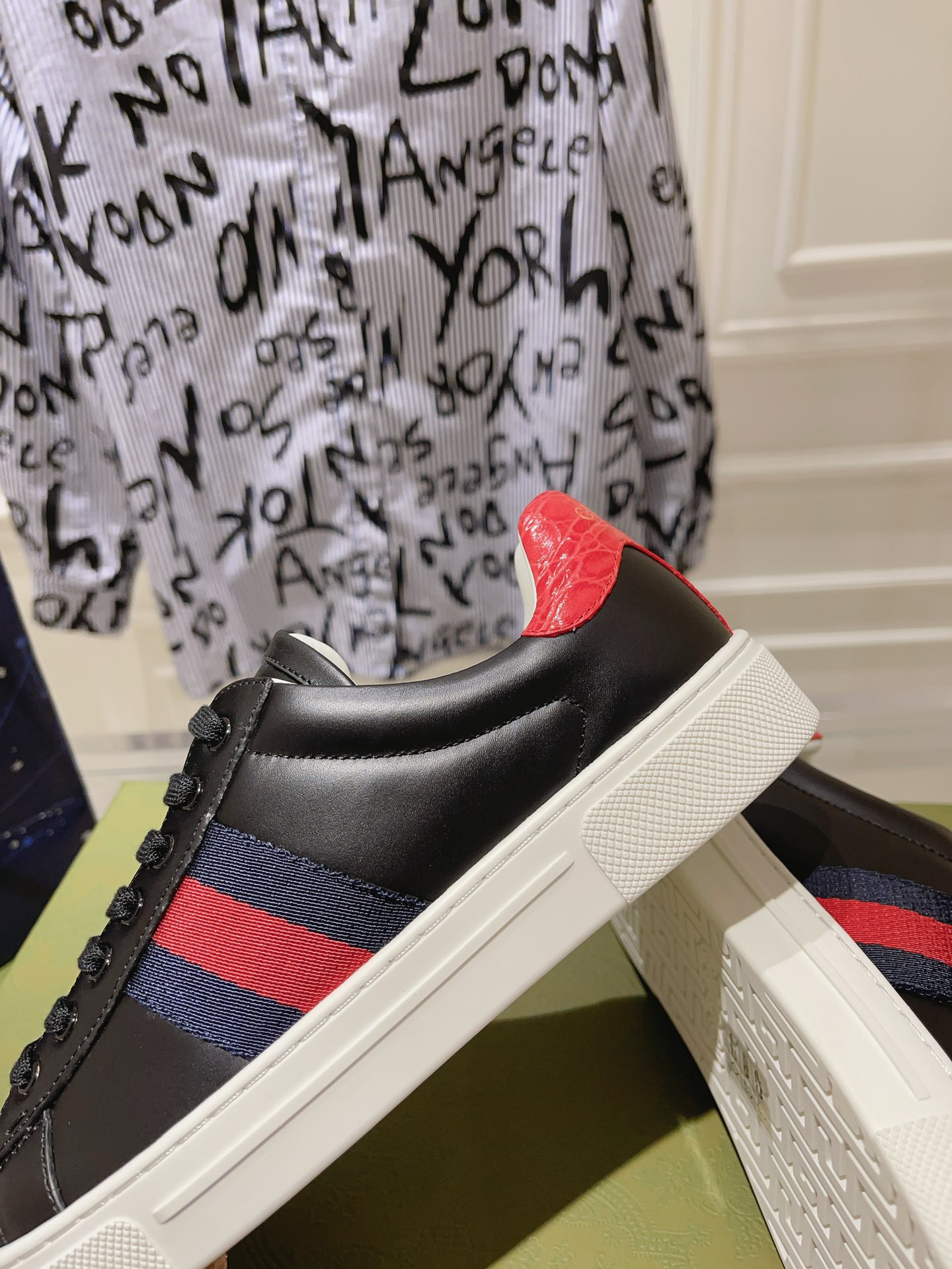 GucciShoes