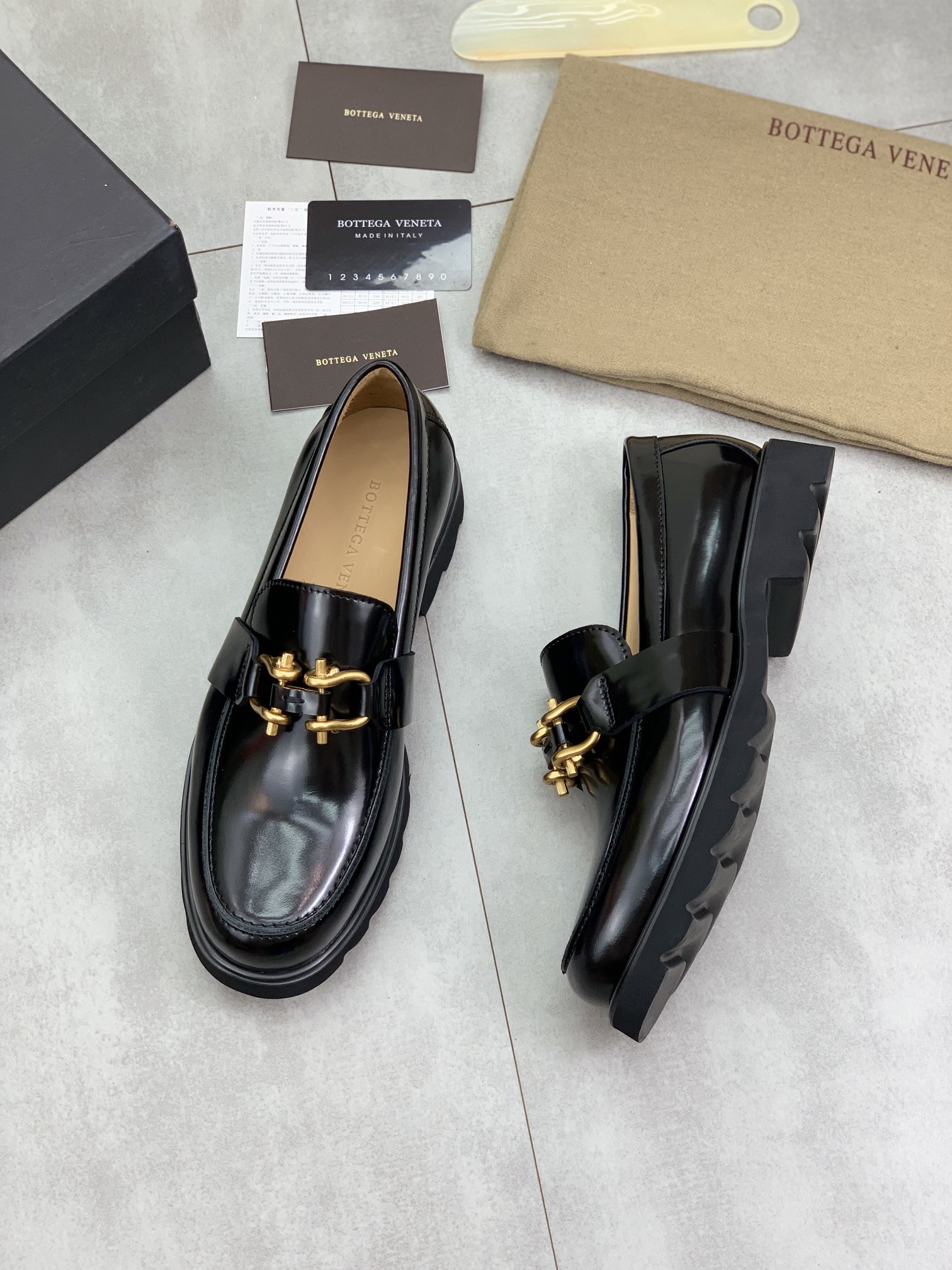 BVSHOES