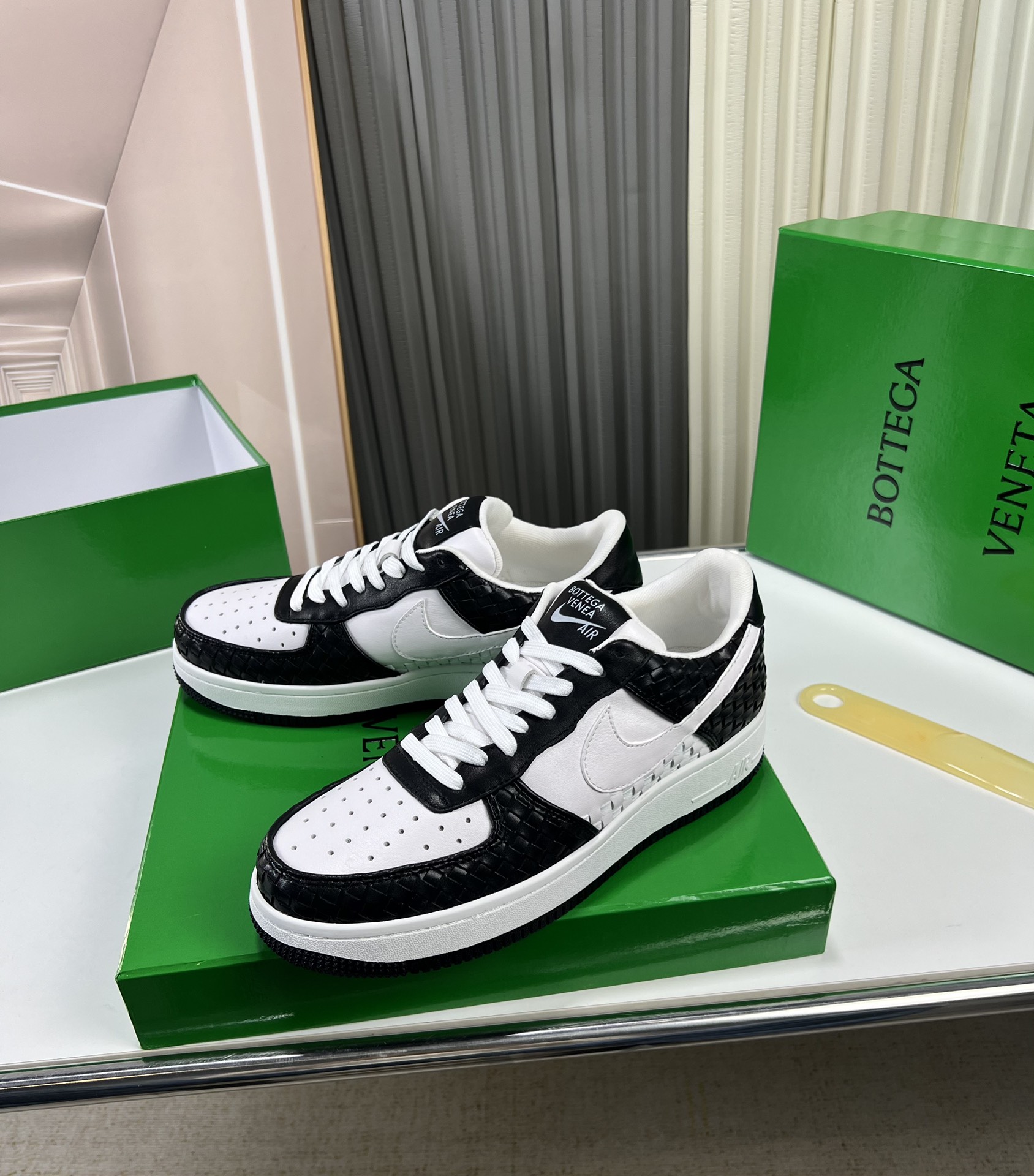 BVSHOES