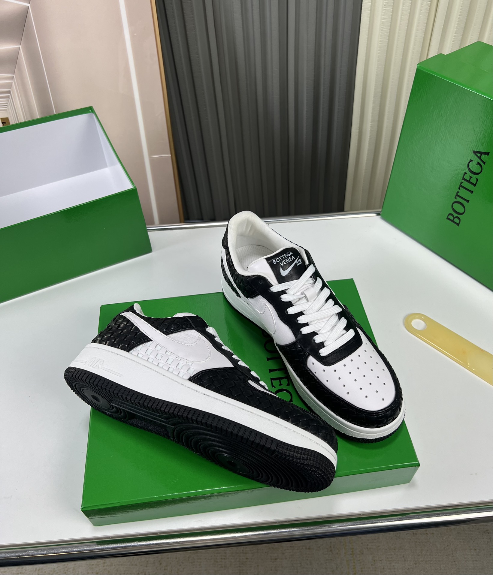 BVSHOES