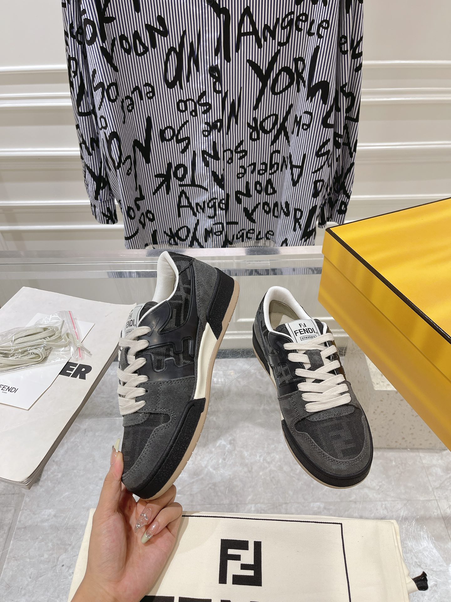 FendiSHOES