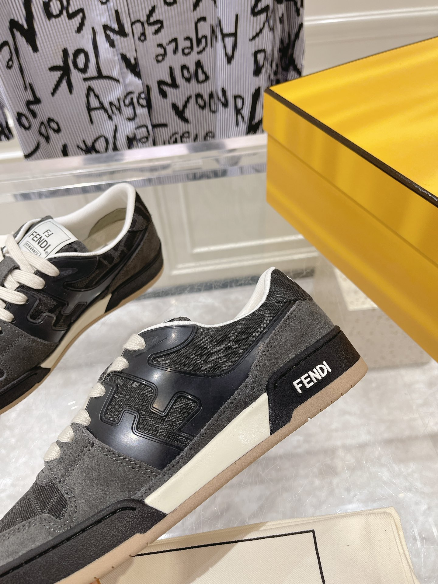 FendiSHOES