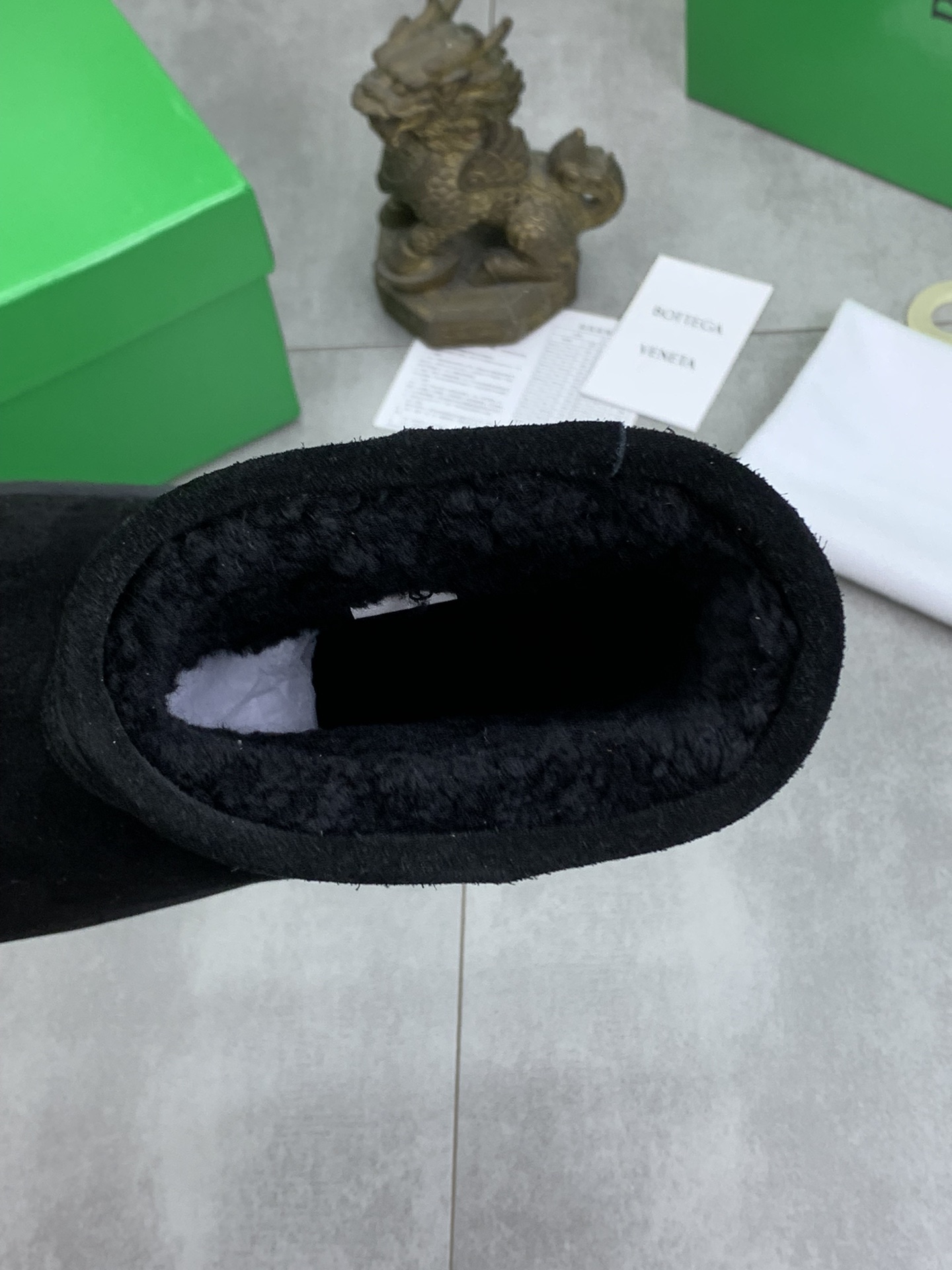 BVSHOES