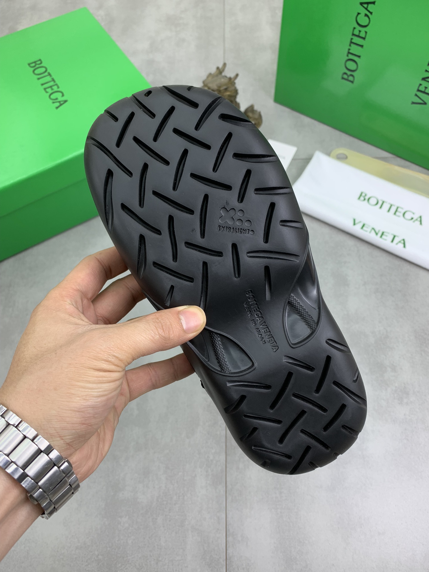 BVSHOES