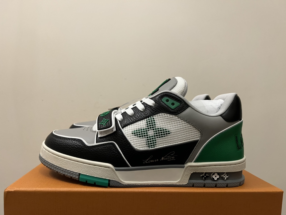 Womens shoes collection