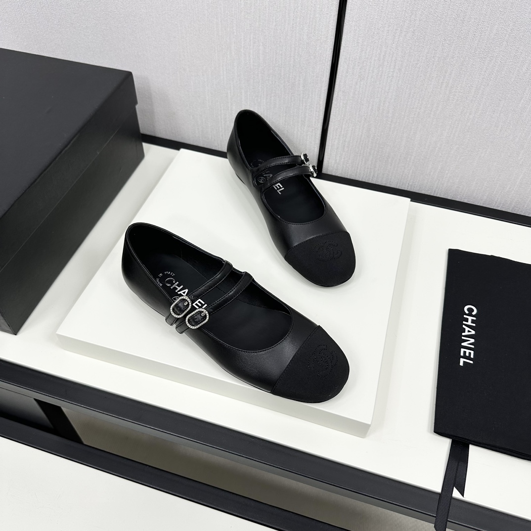 Womens shoes collection