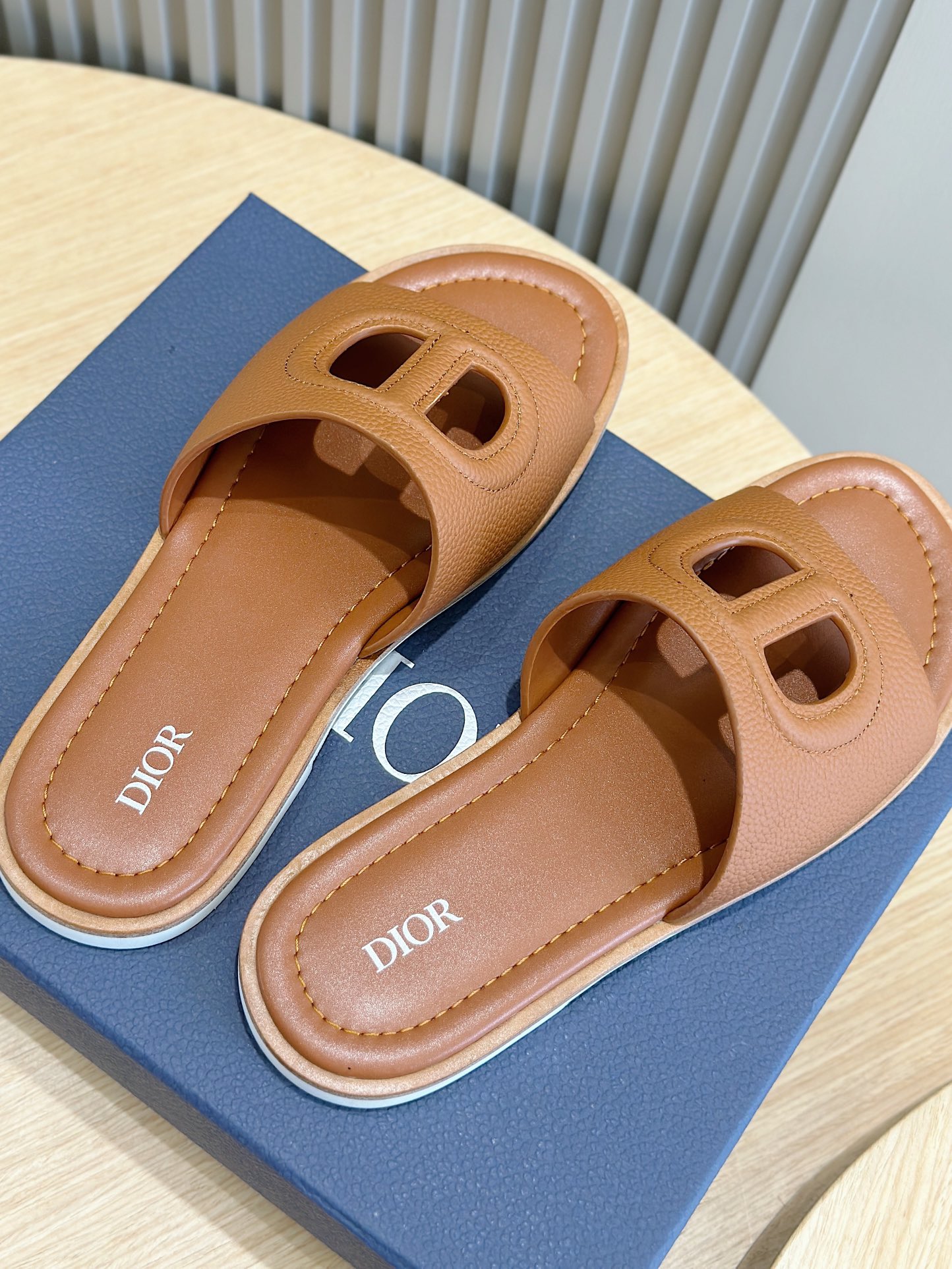 DiorSHOES