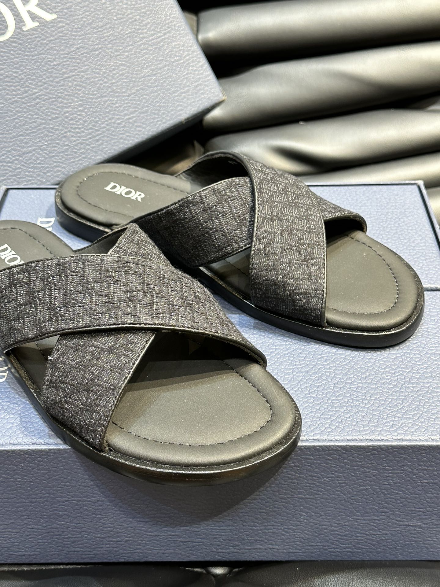 DiorSHOES