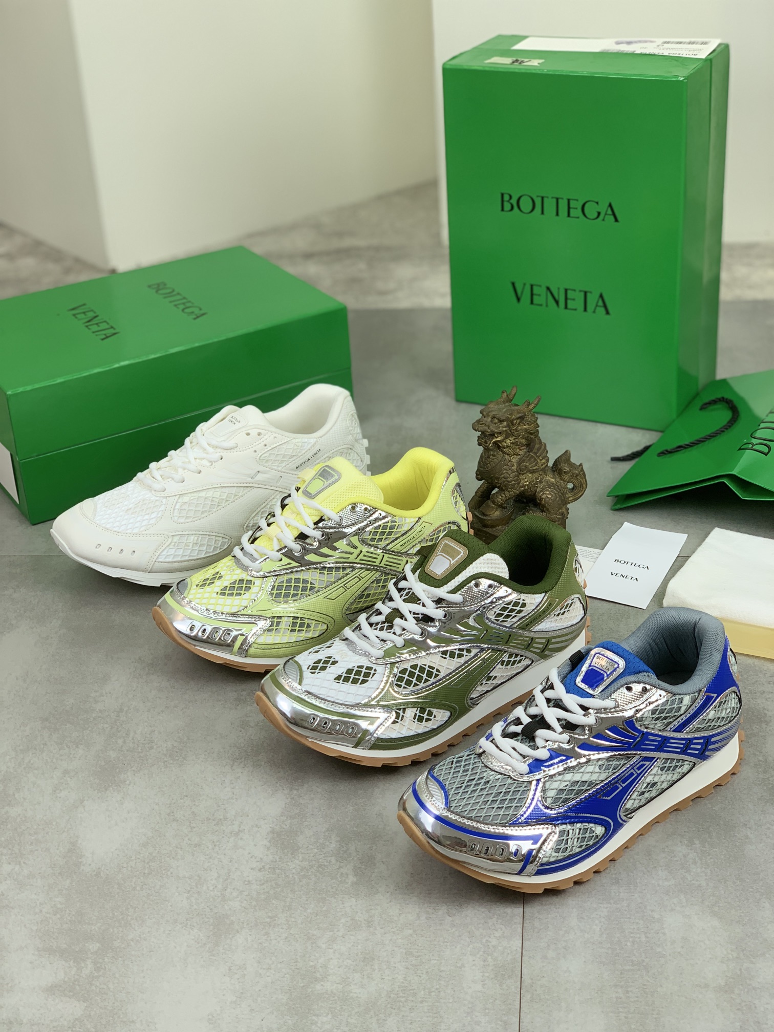 BVSHOES