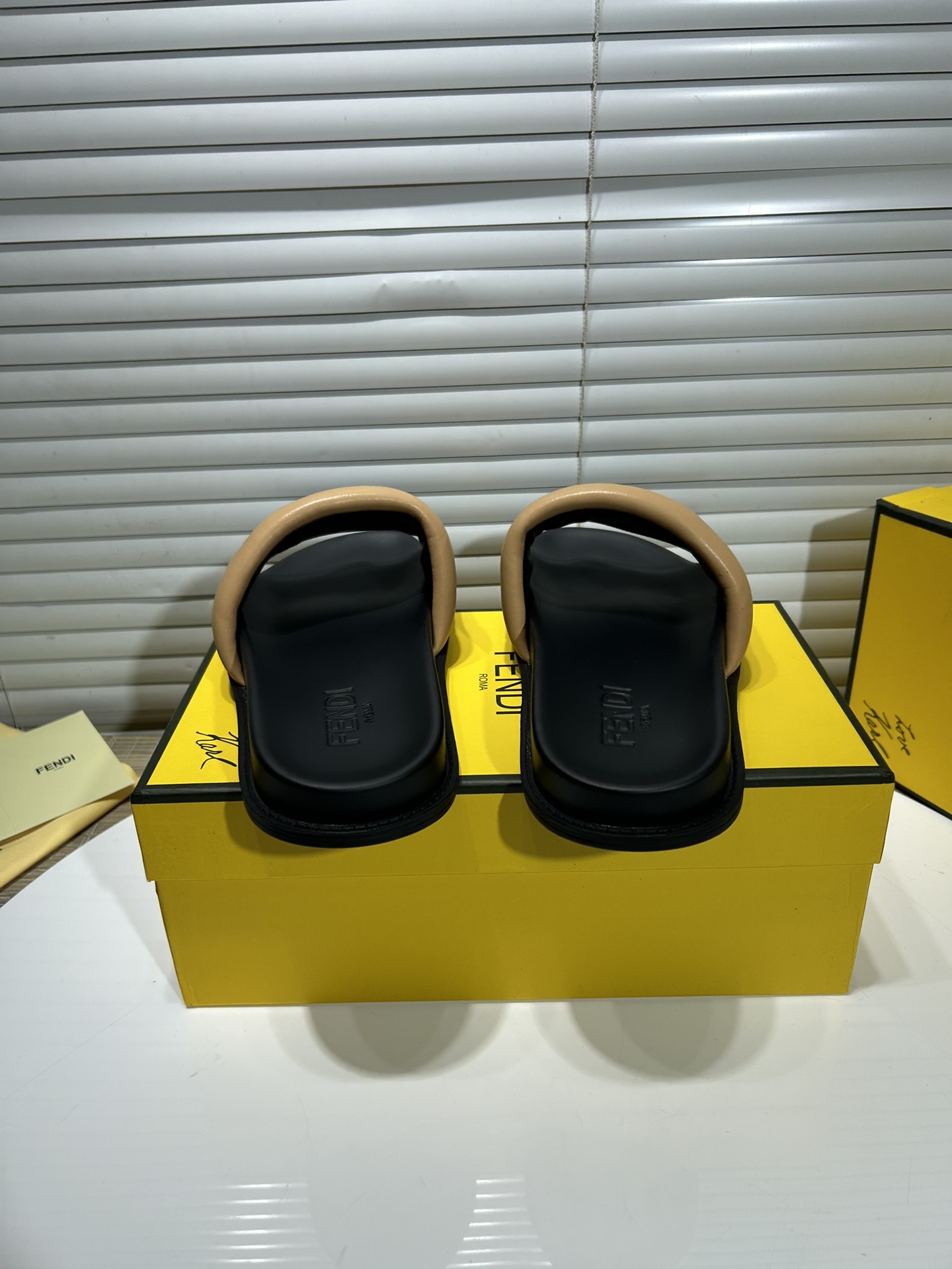 FendiSHOES