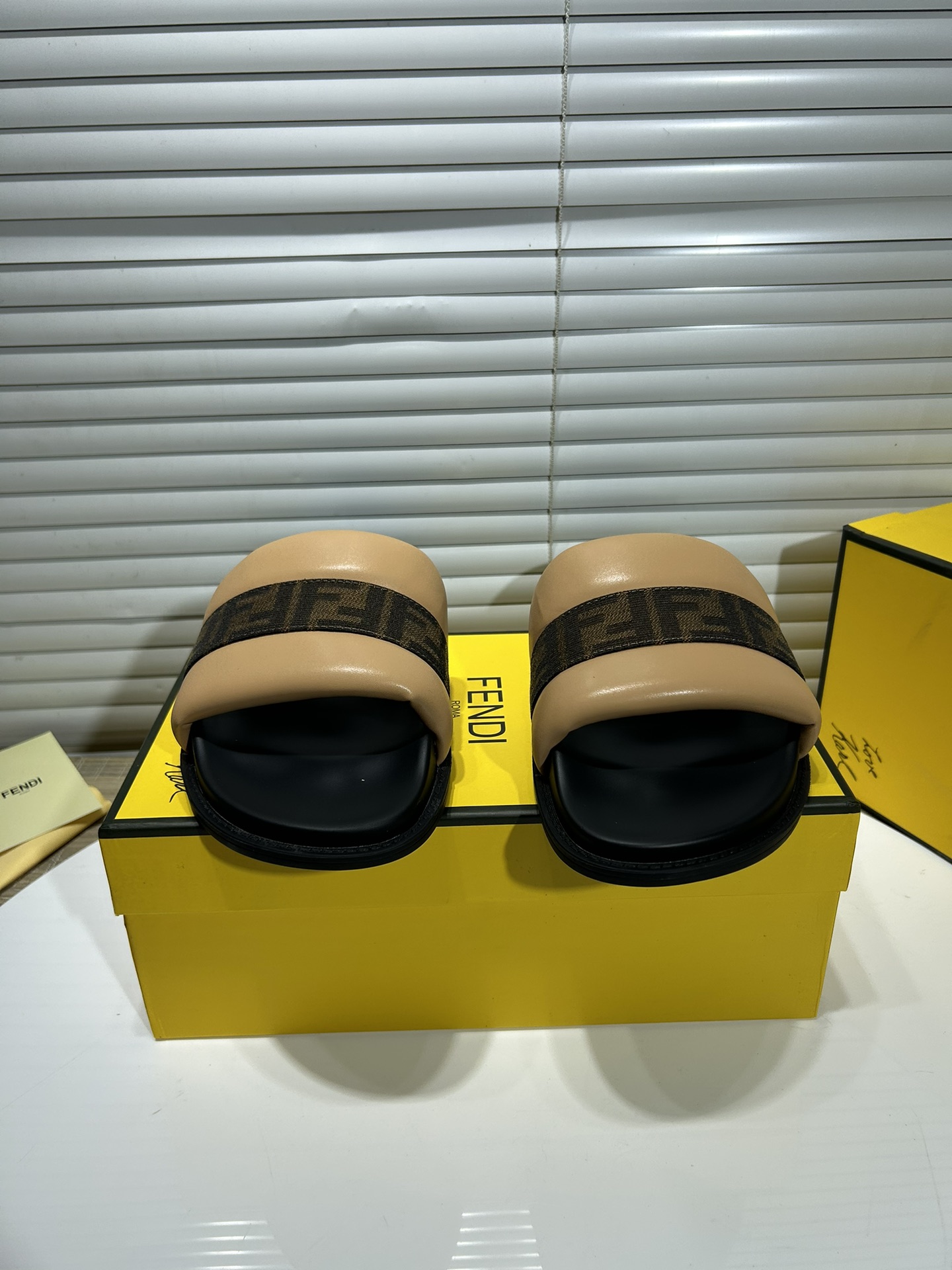 FendiSHOES