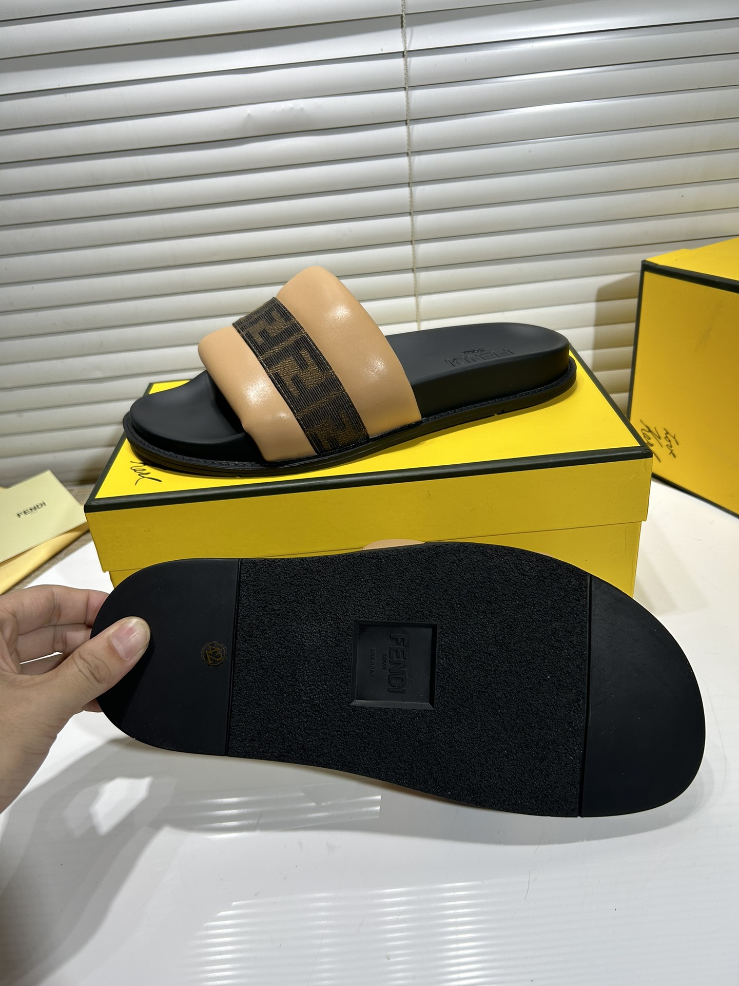FendiSHOES