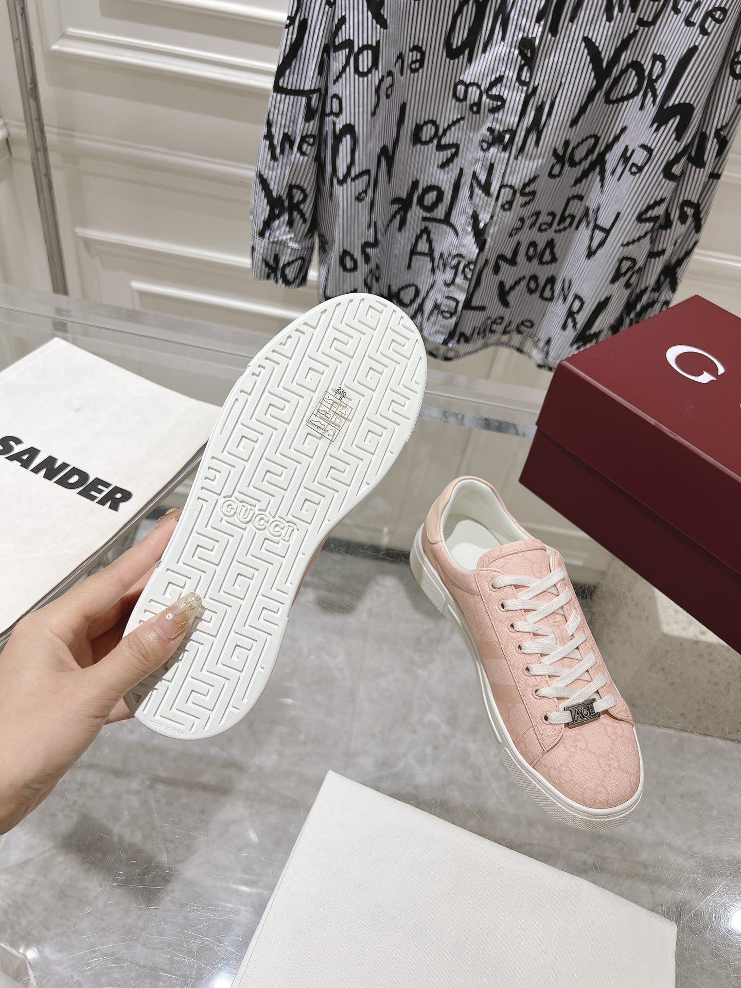 GucciShoes