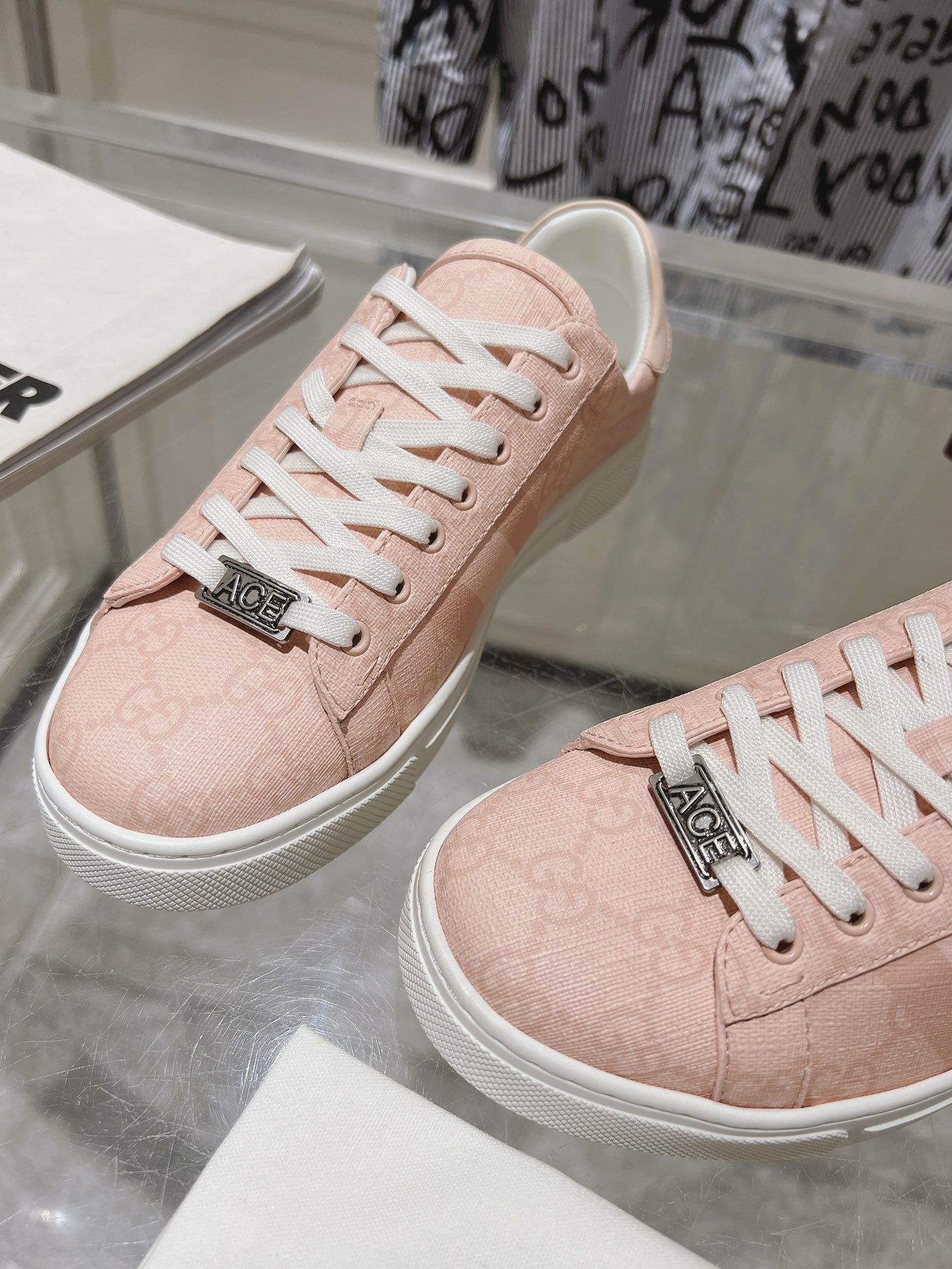 GucciShoes