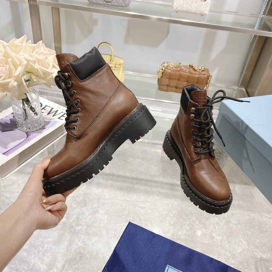 Womens shoes collection