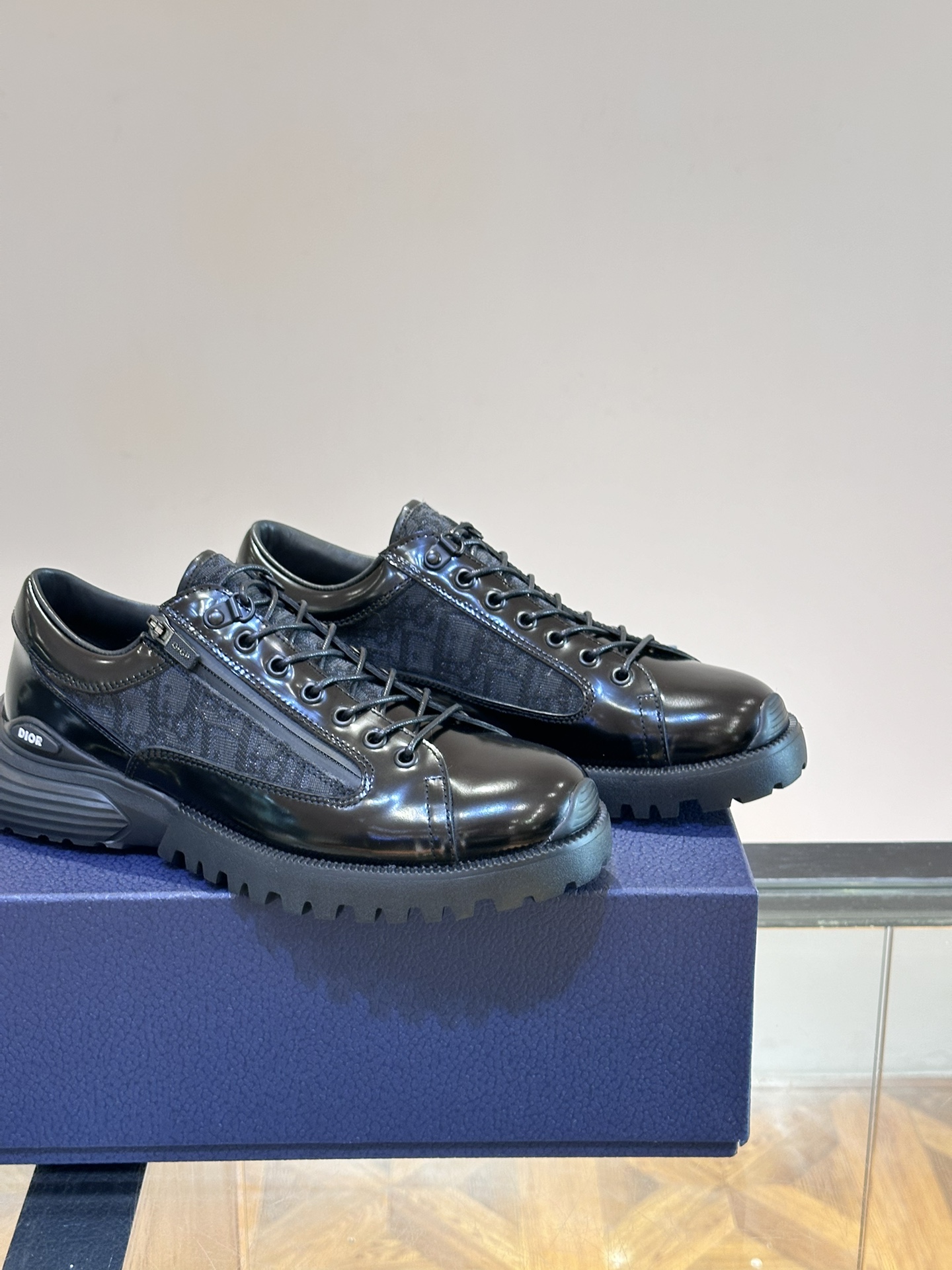 DiorSHOES