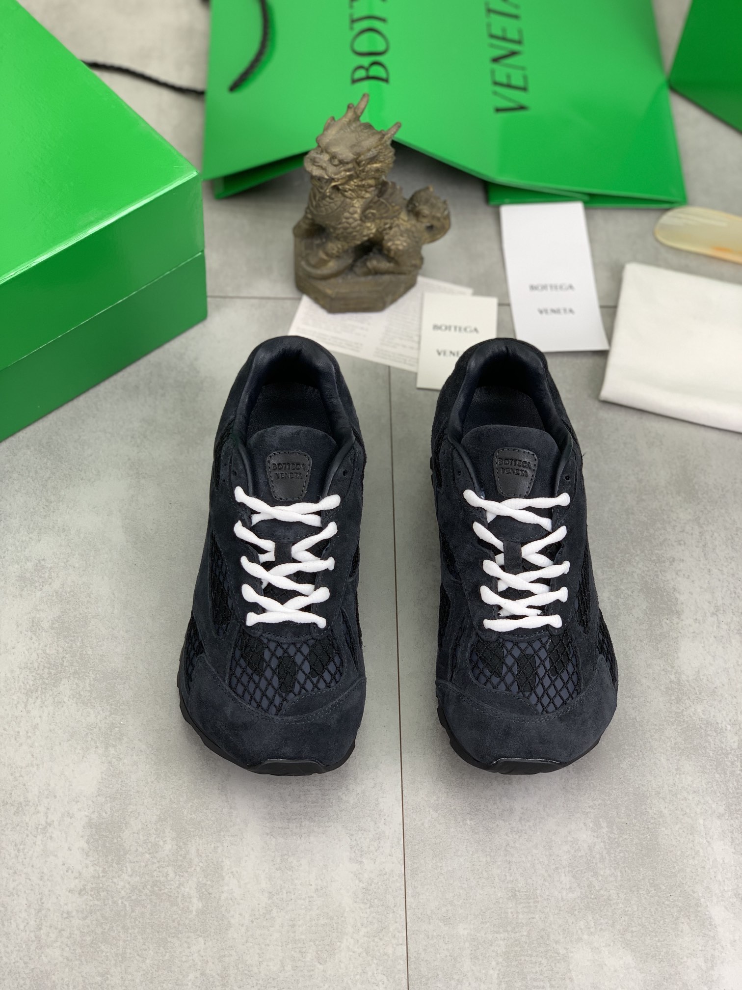 BVSHOES