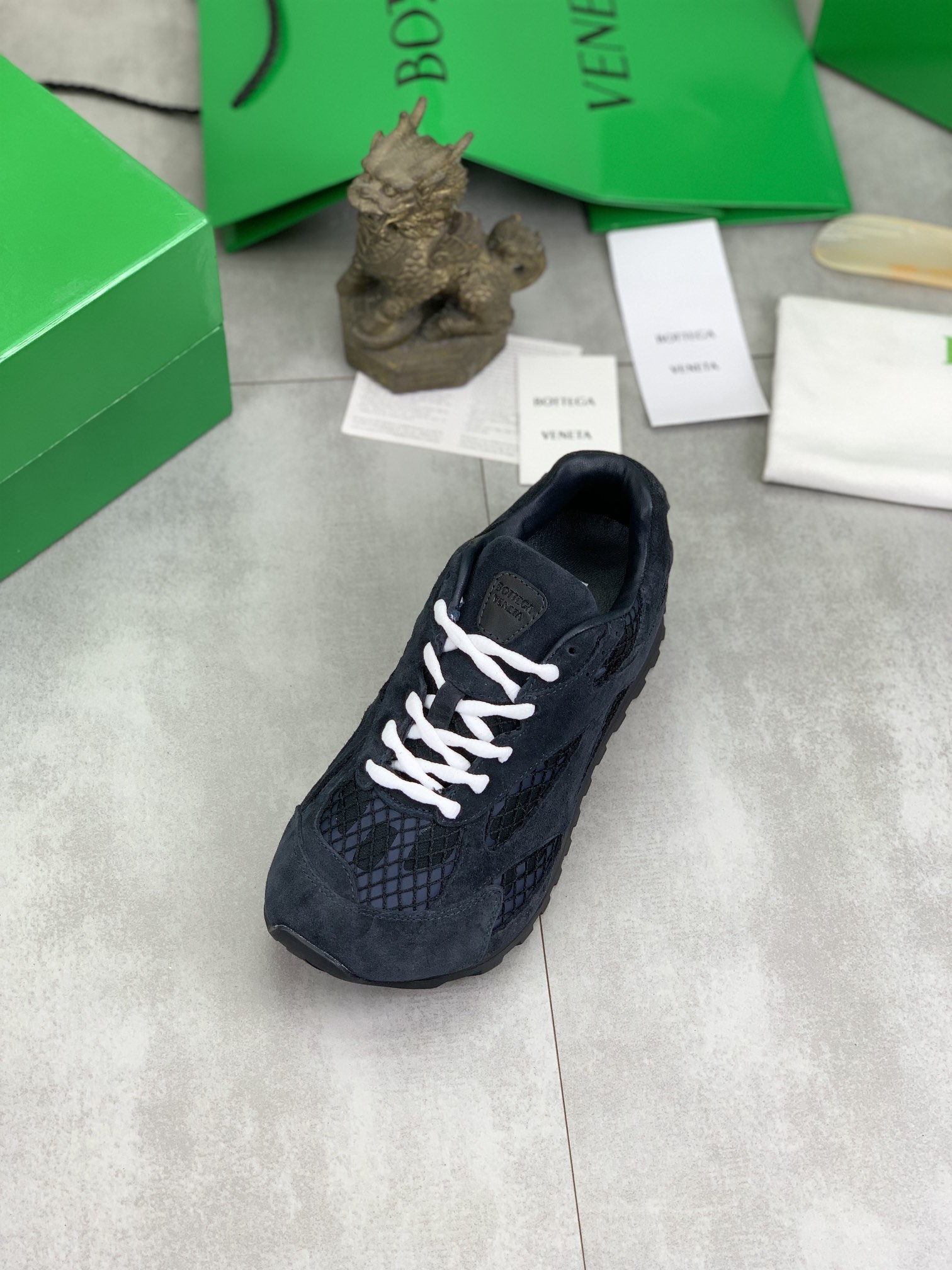 BVSHOES