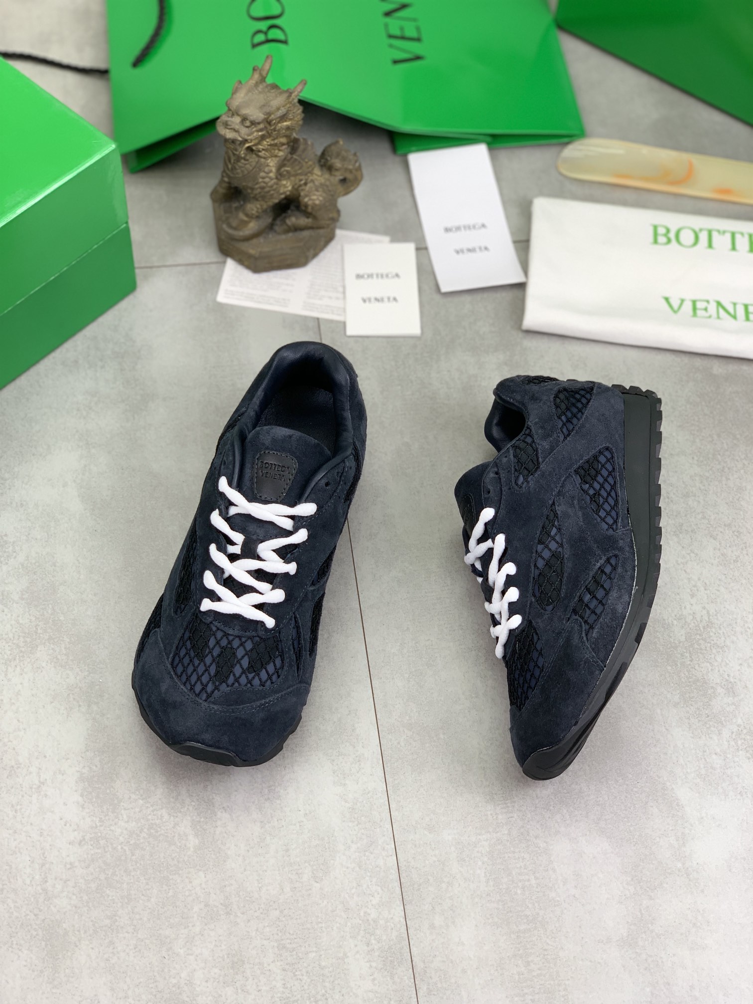 BVSHOES