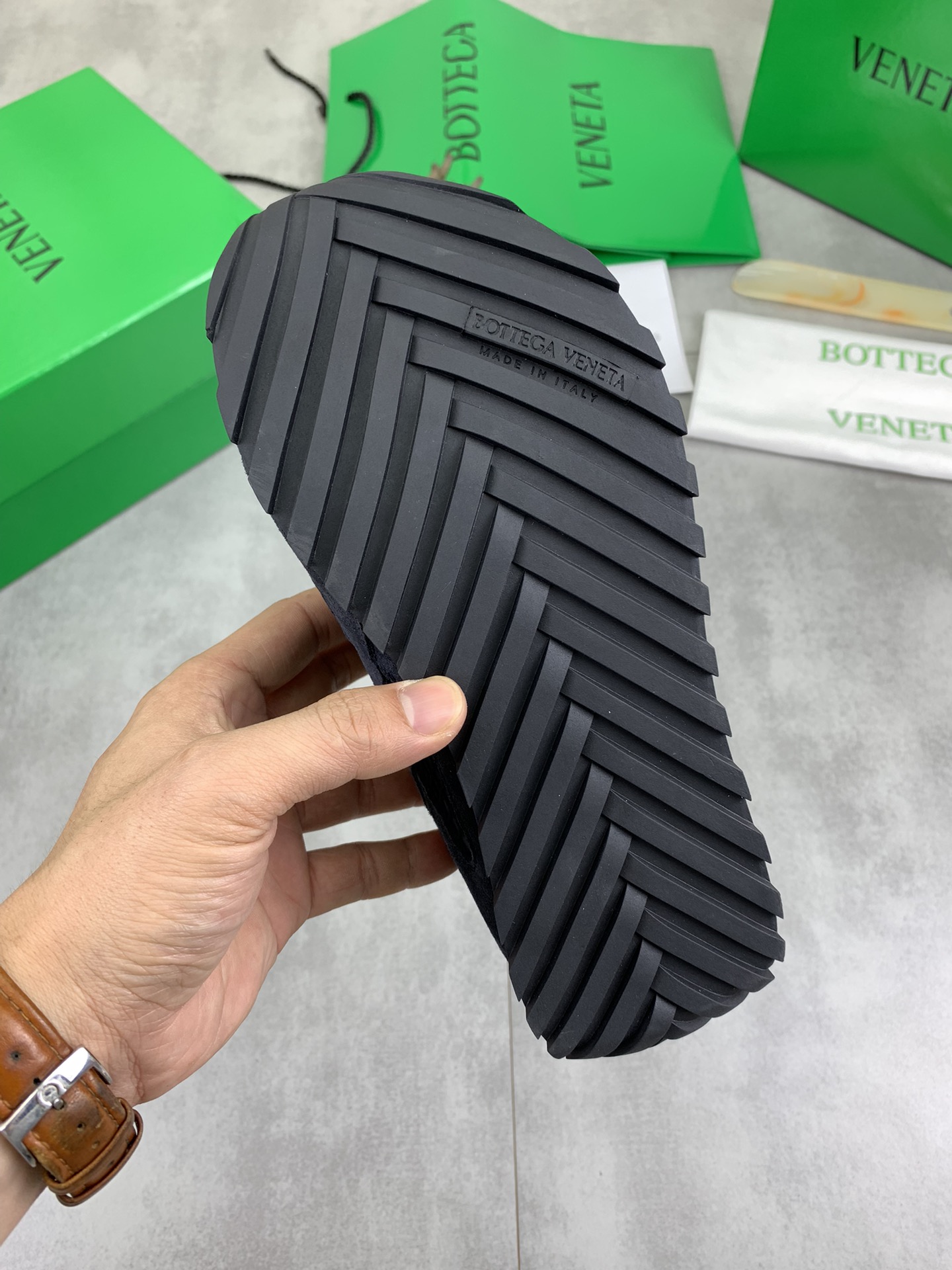 BVSHOES