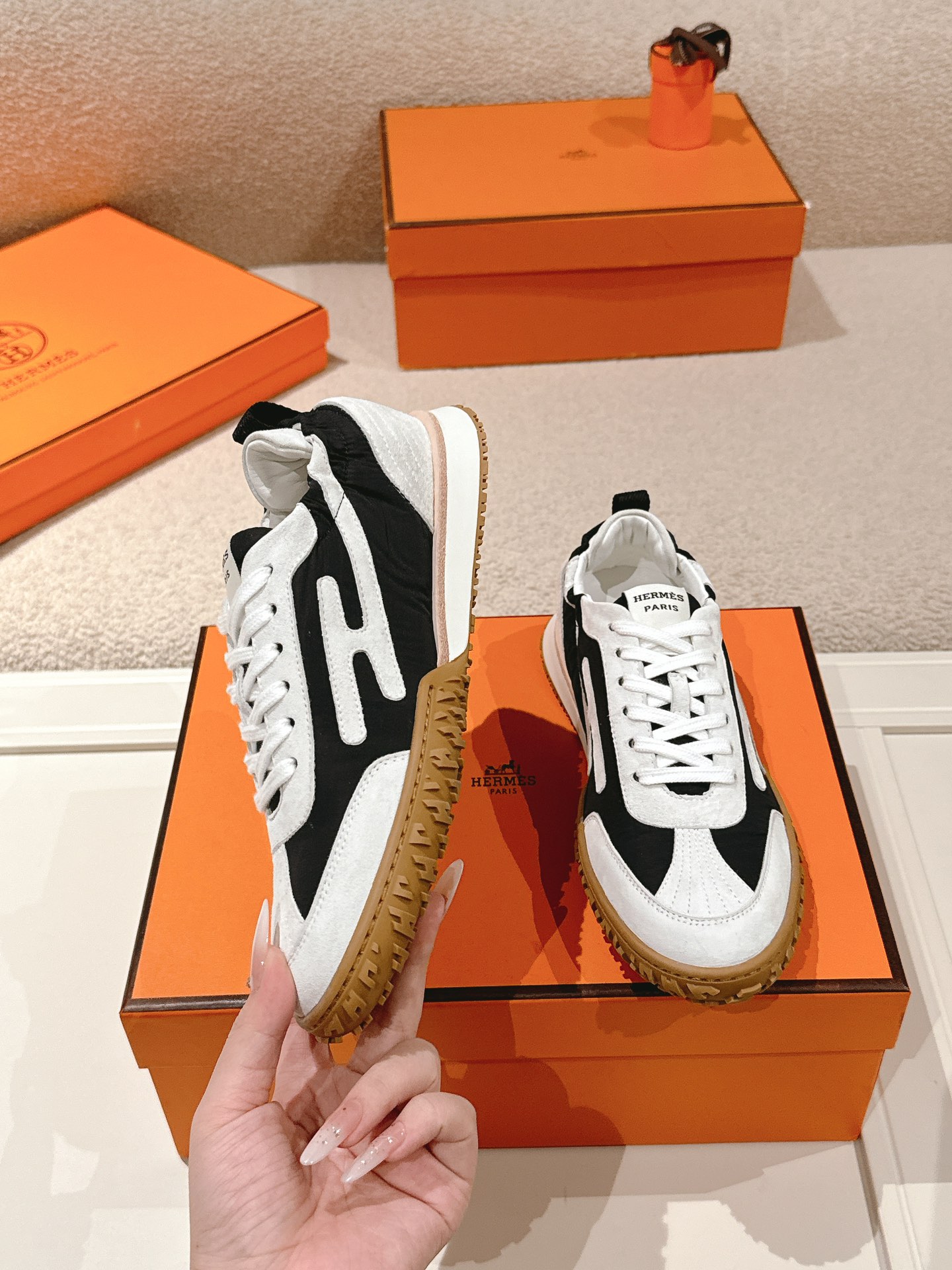 HERMESShoes