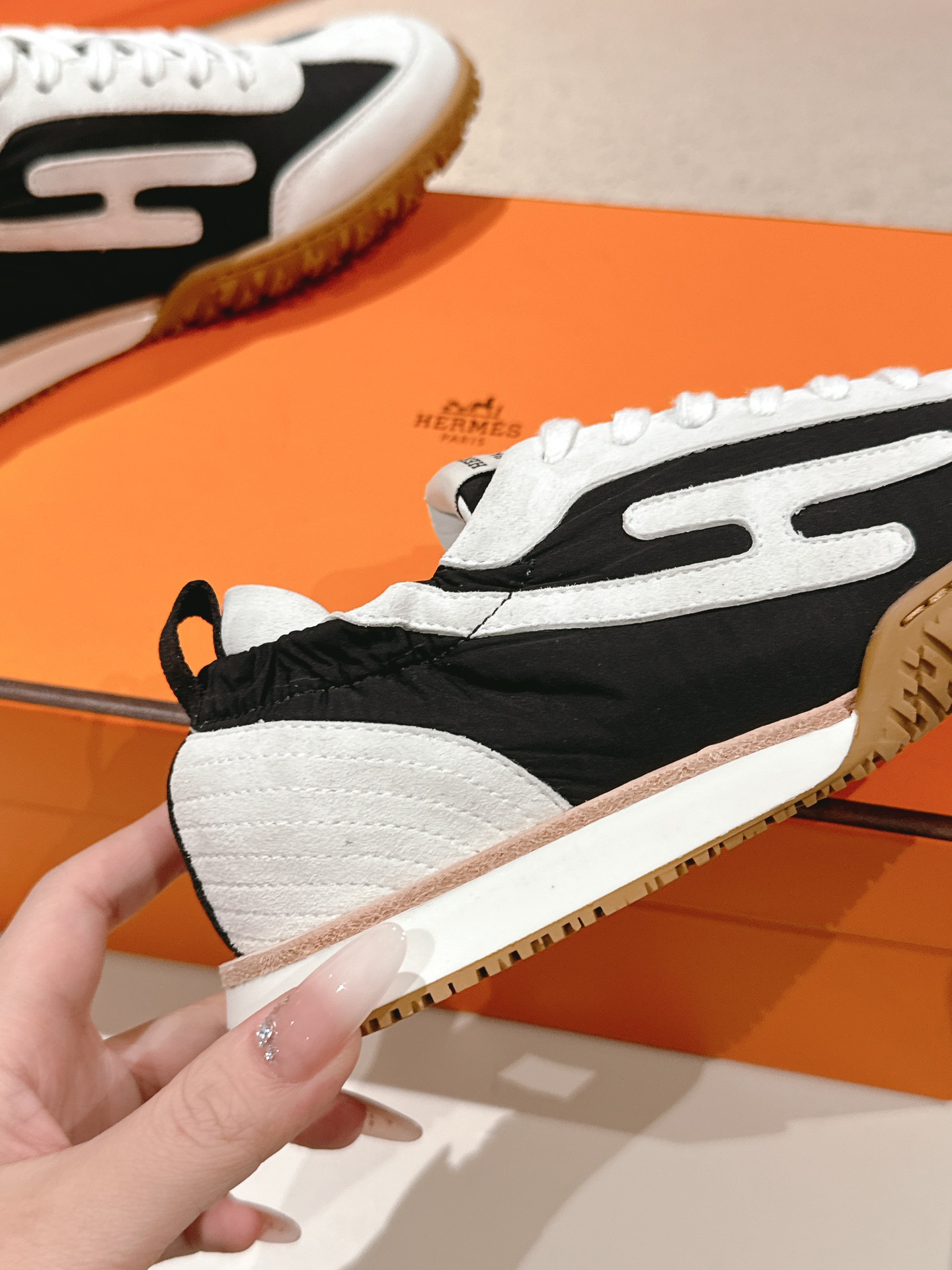 HERMESShoes