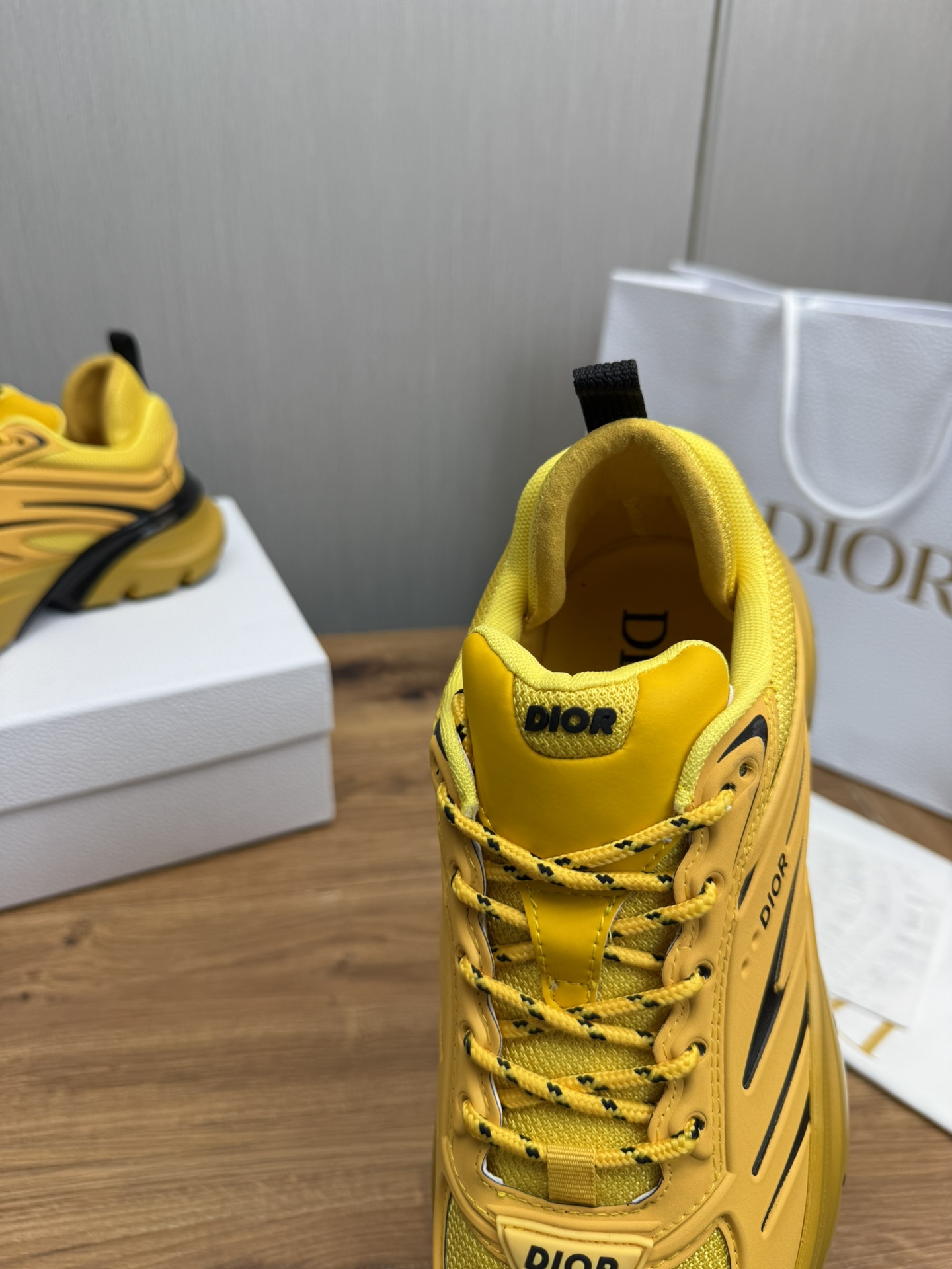 DiorSHOES