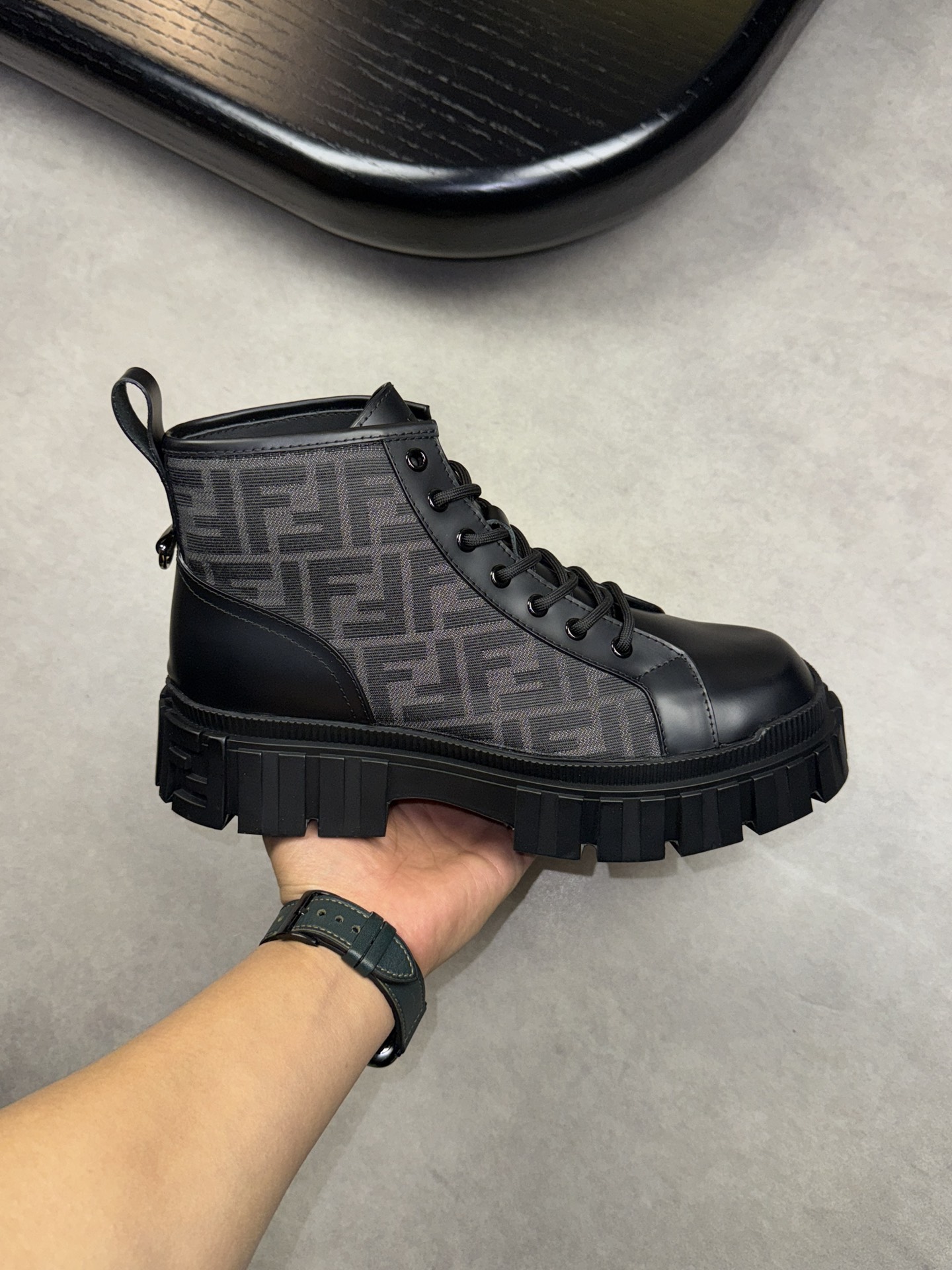 FendiSHOES