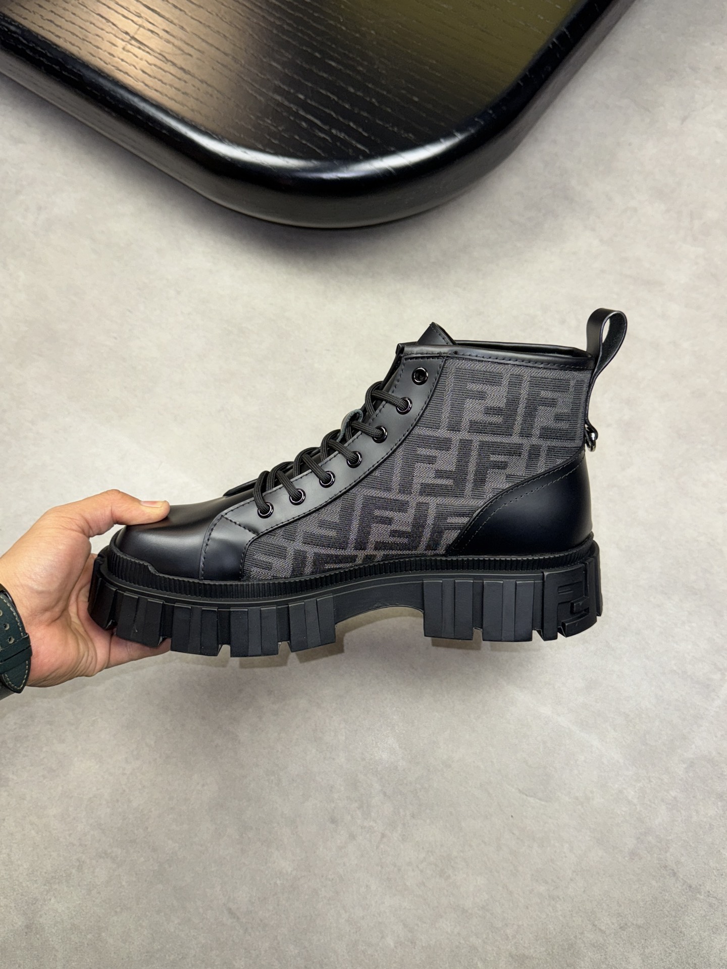 FendiSHOES