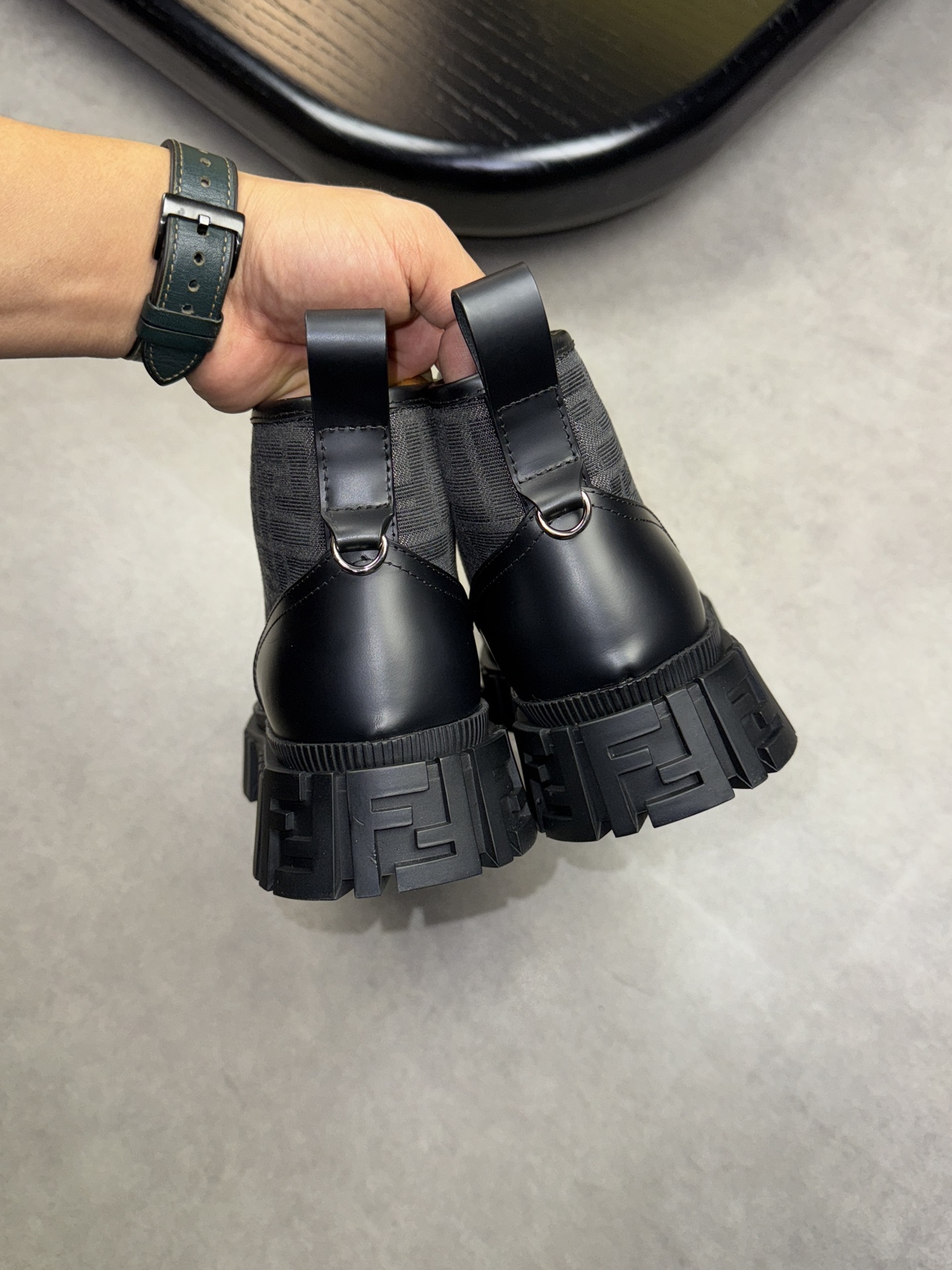 FendiSHOES