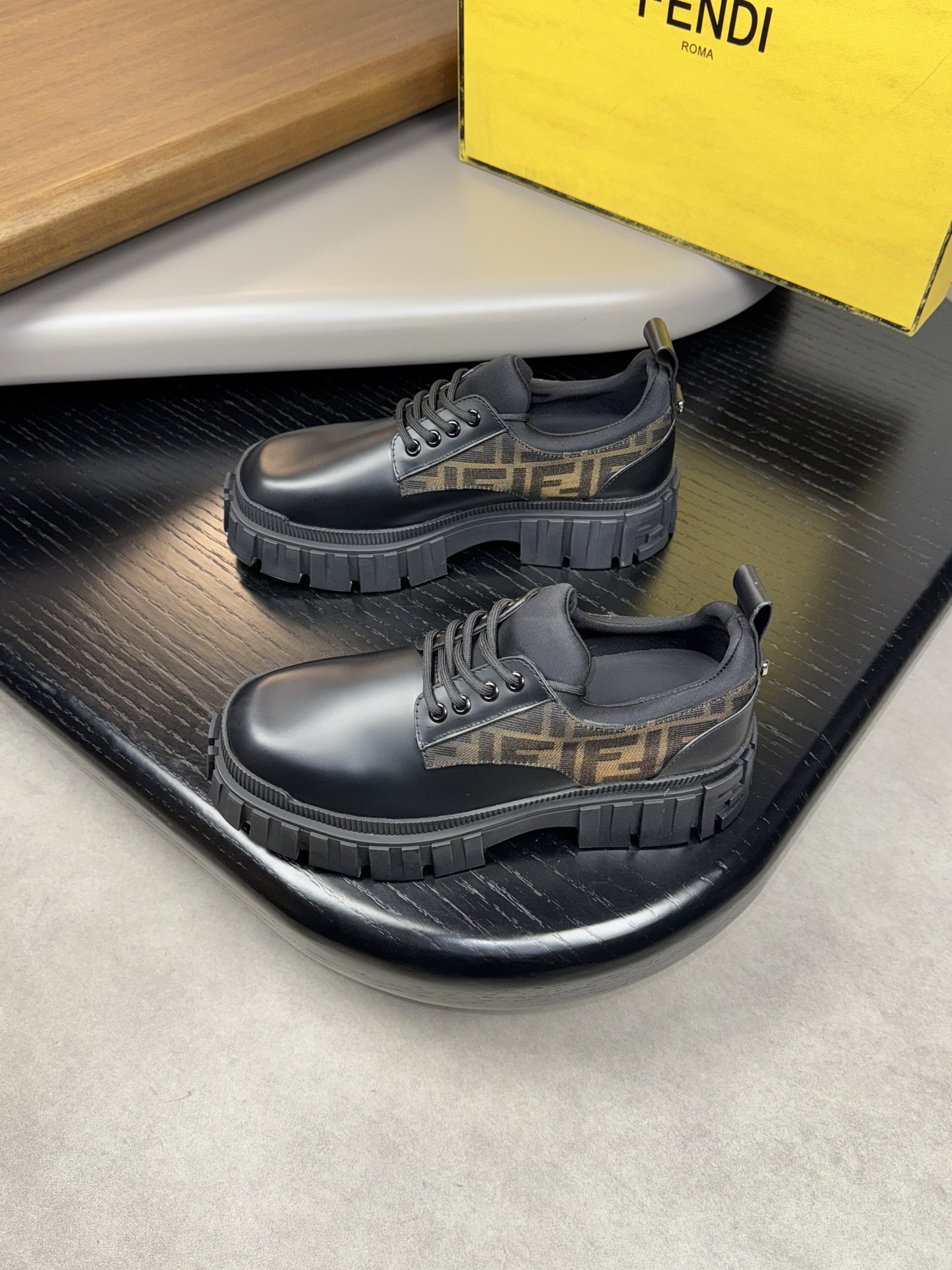 FendiSHOES