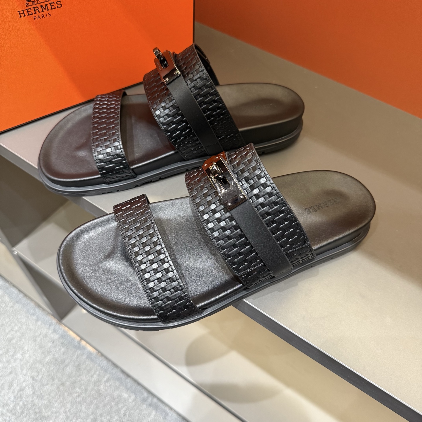 HERMESShoes