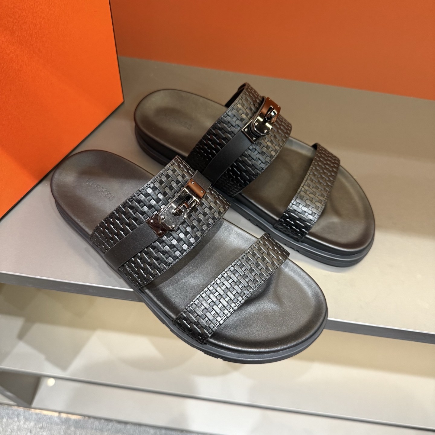 HERMESShoes