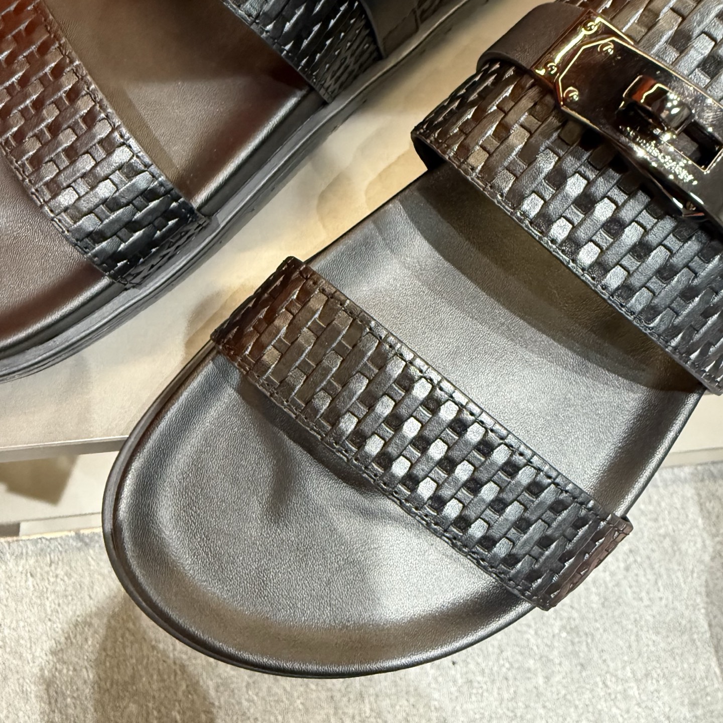HERMESShoes