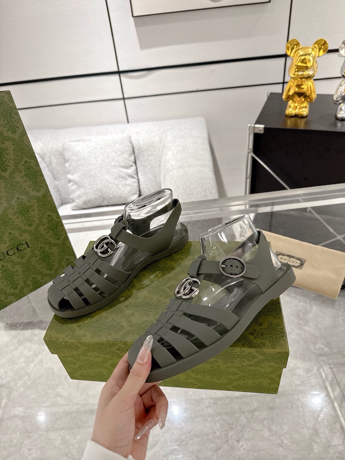 GucciShoes
