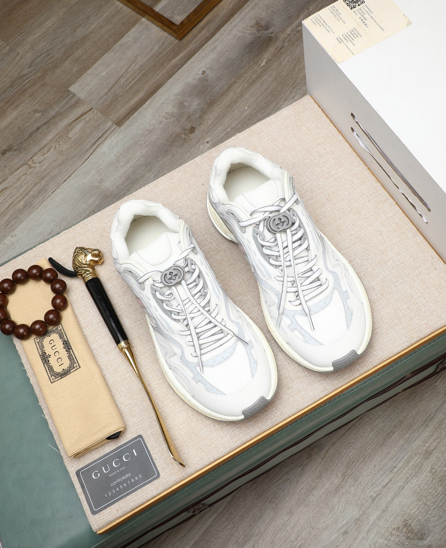 GucciShoes