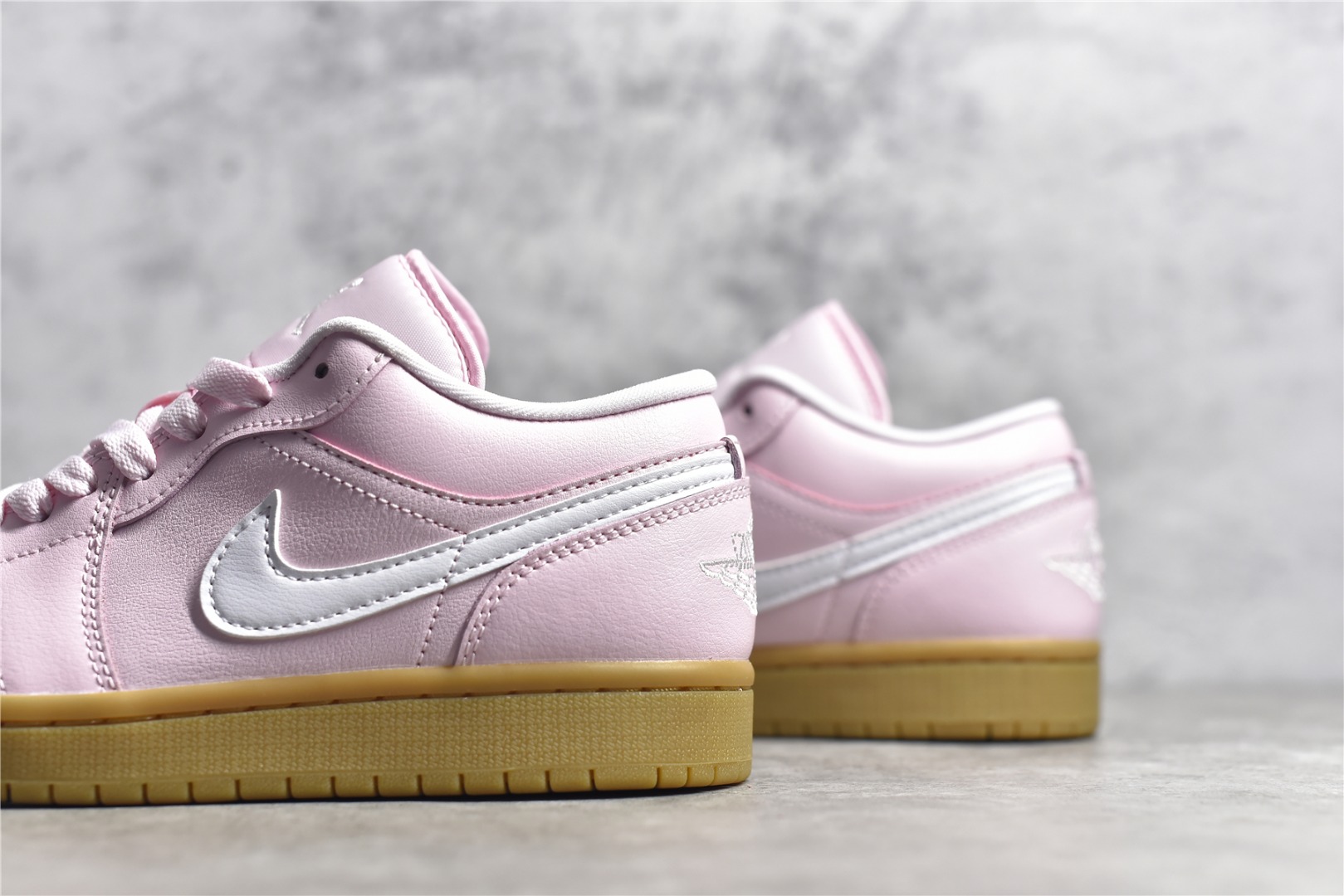 AirJordan1LowSHOES