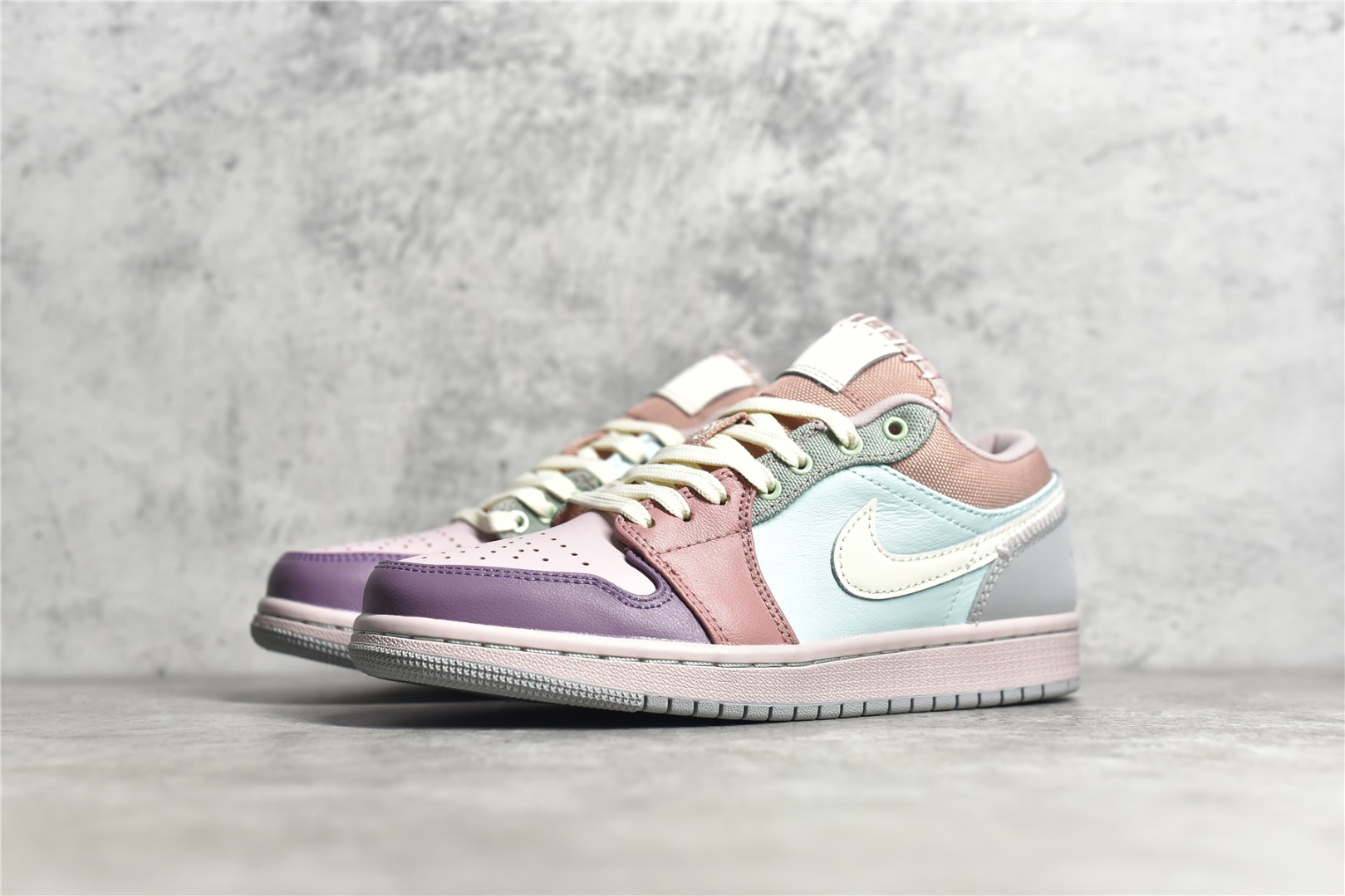 AirJordan1LowSHOES