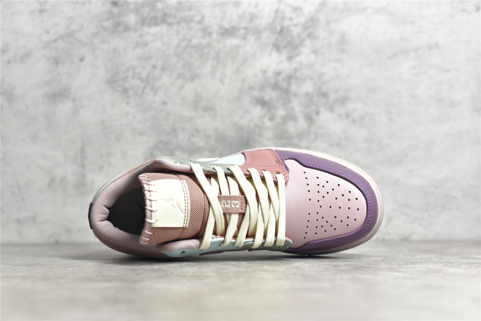 AirJordan1LowSHOES
