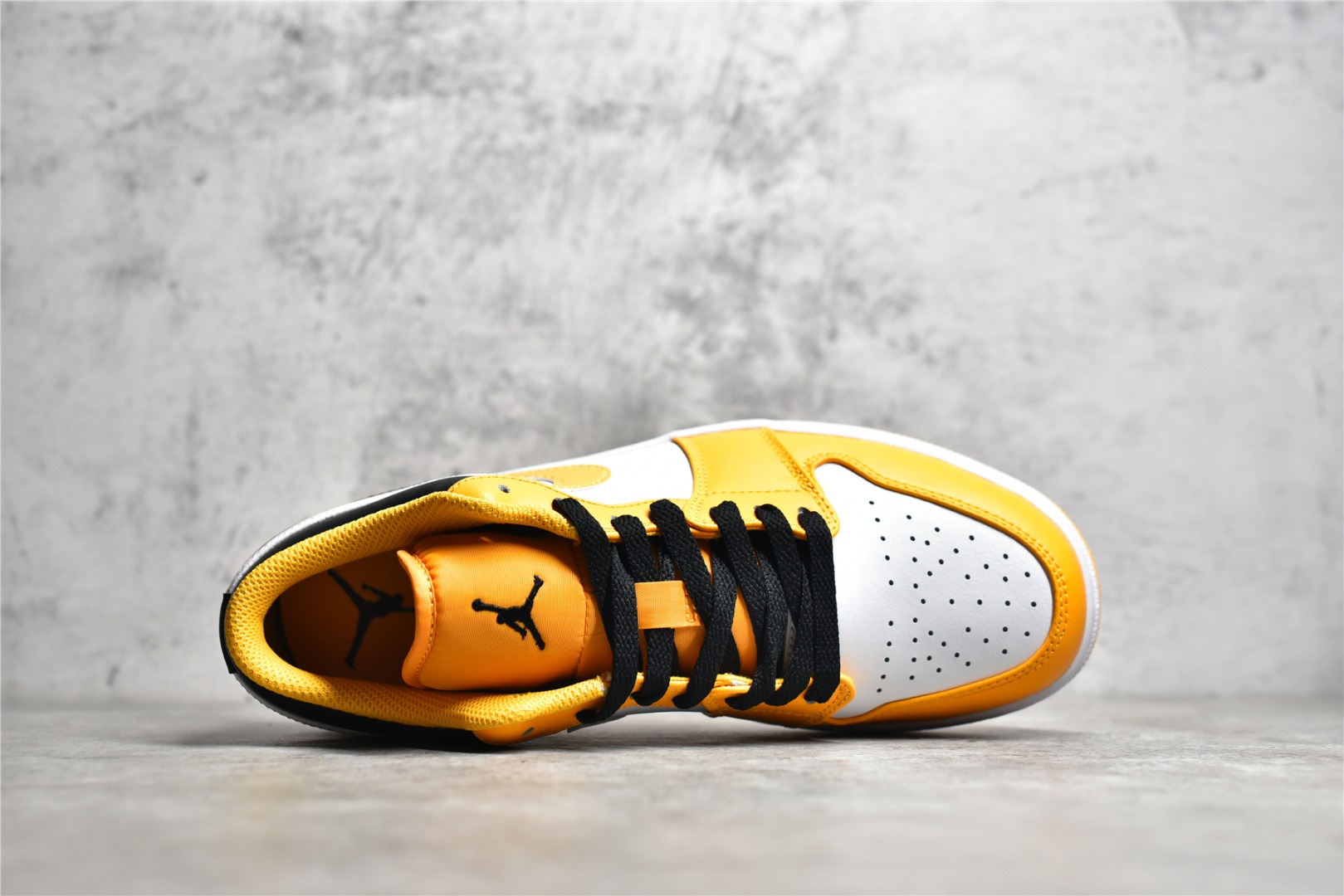 AirJordan1LowSHOES