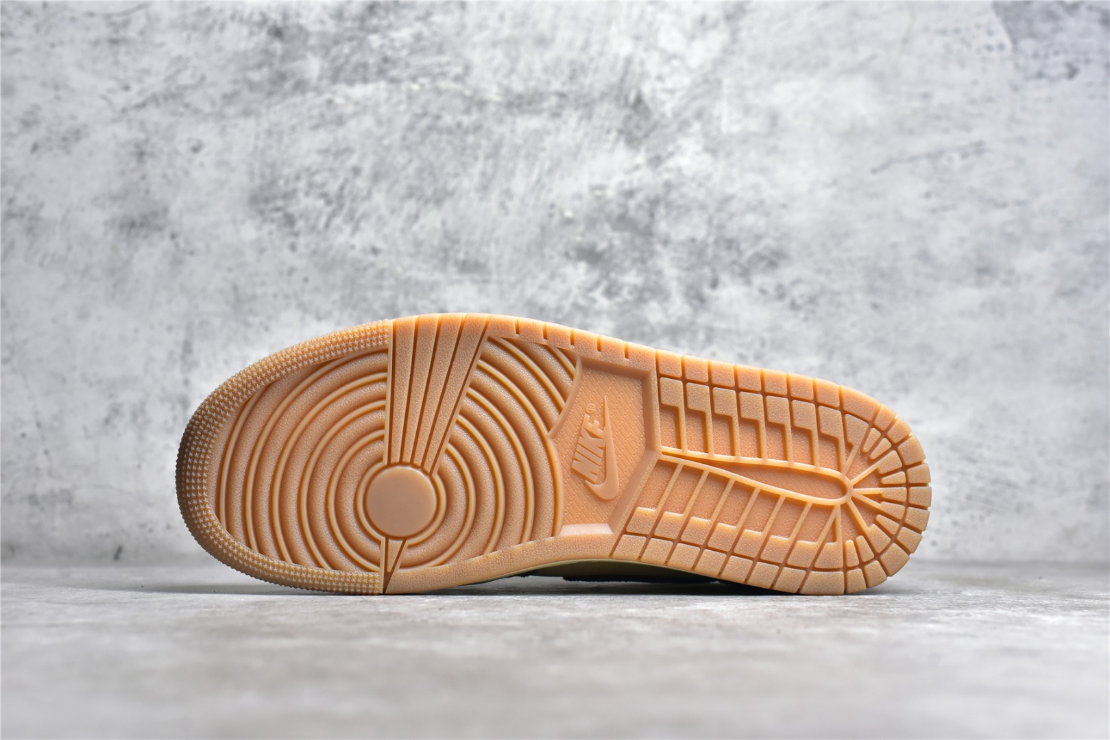AirJordan1LowSHOES