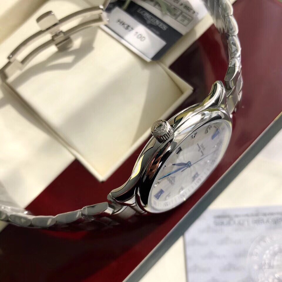 LONGINES