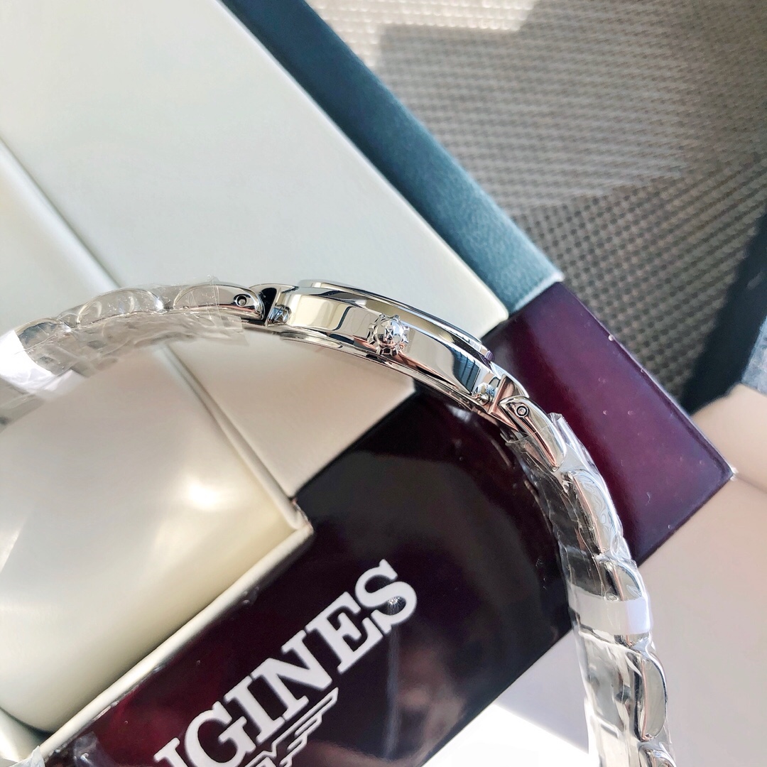 LONGINES